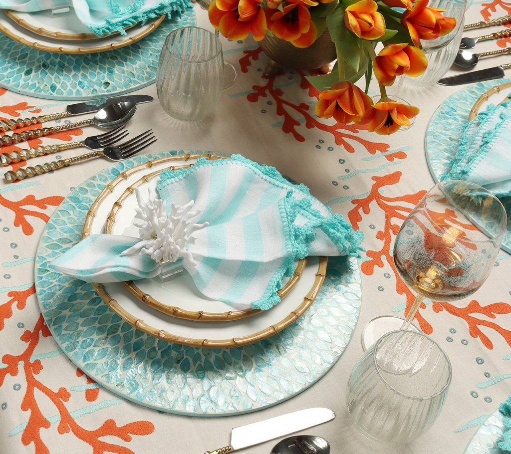 Premium Marquis Placemats Set of 4 - Waterproof & Heat-Resistant Table Mats for Dining, Kitchen, and Party Decor - Elegant Home Tableware Accessories