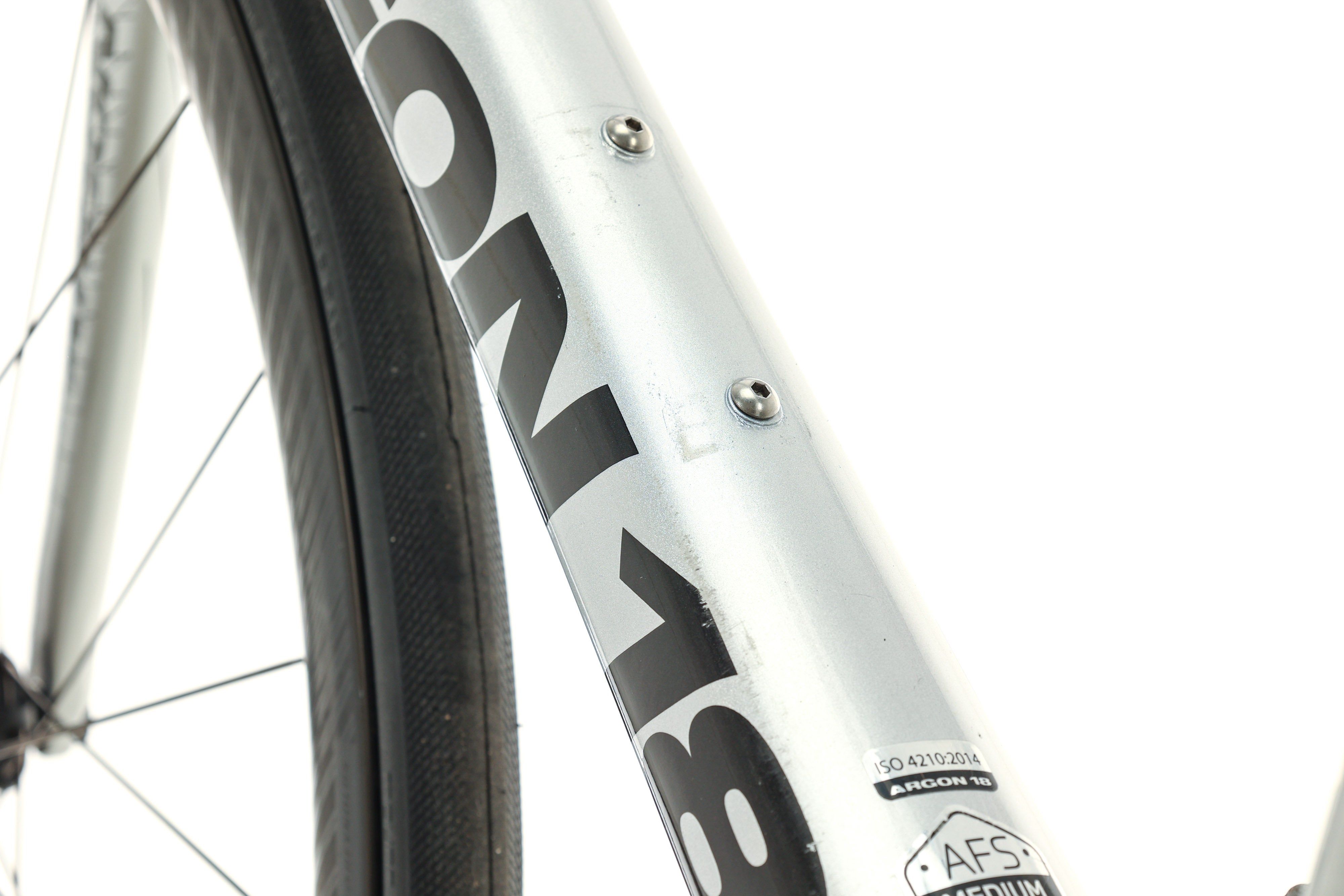 Argon 18 Gallium Disc Road Bike 2023 - Medium Size | Lightweight Carbon Frame, Disc Brakes for High-Speed Performance | Perfect for Road Racing, Endurance Cycling & Commuting