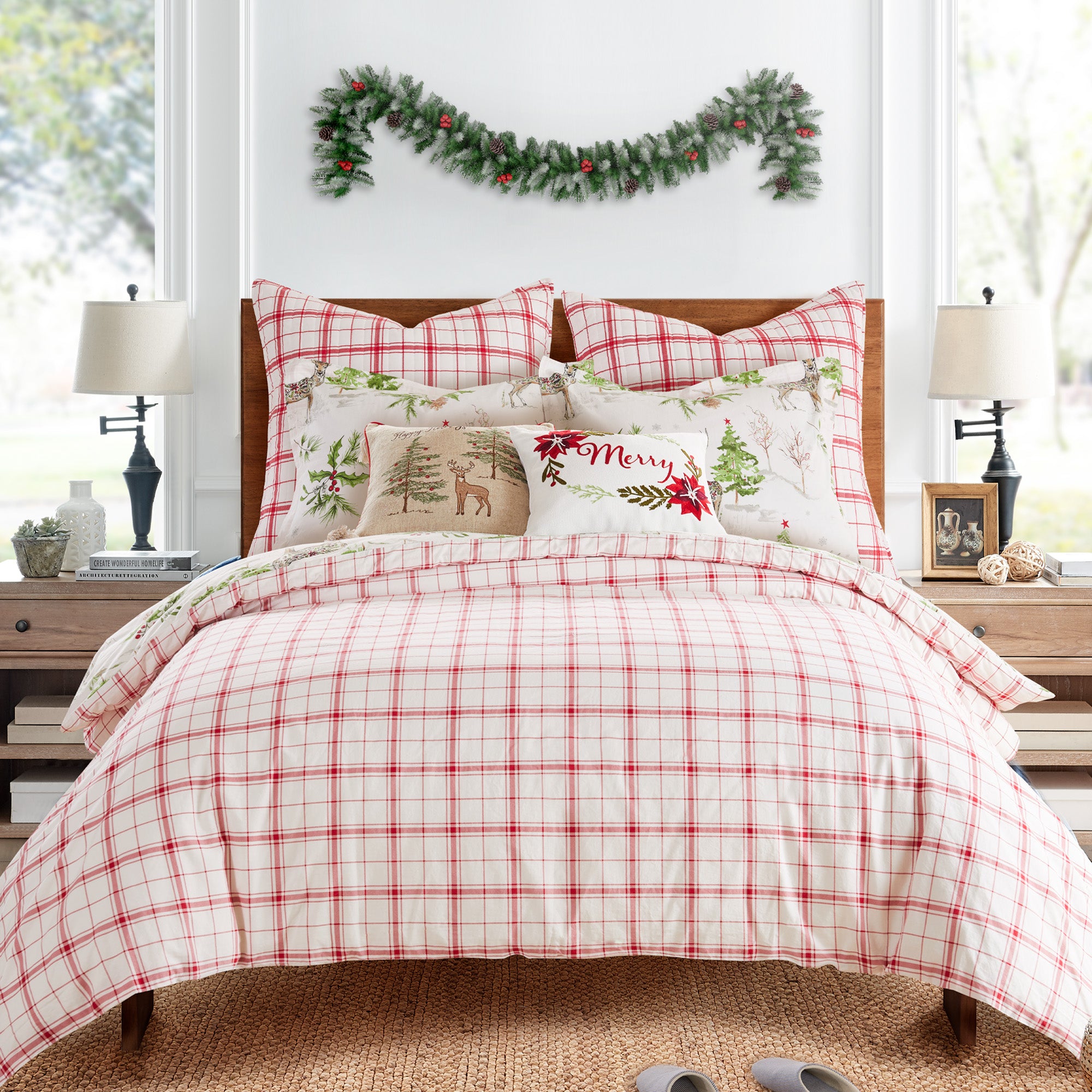 Cozy Christmas Sleigh Bells Duvet Cover Set - 3 Piece Bedding Set with Pillow Shams (Twin/Queen/King) - Holiday Themed Bedroom Decor for Winter & Festive Season
