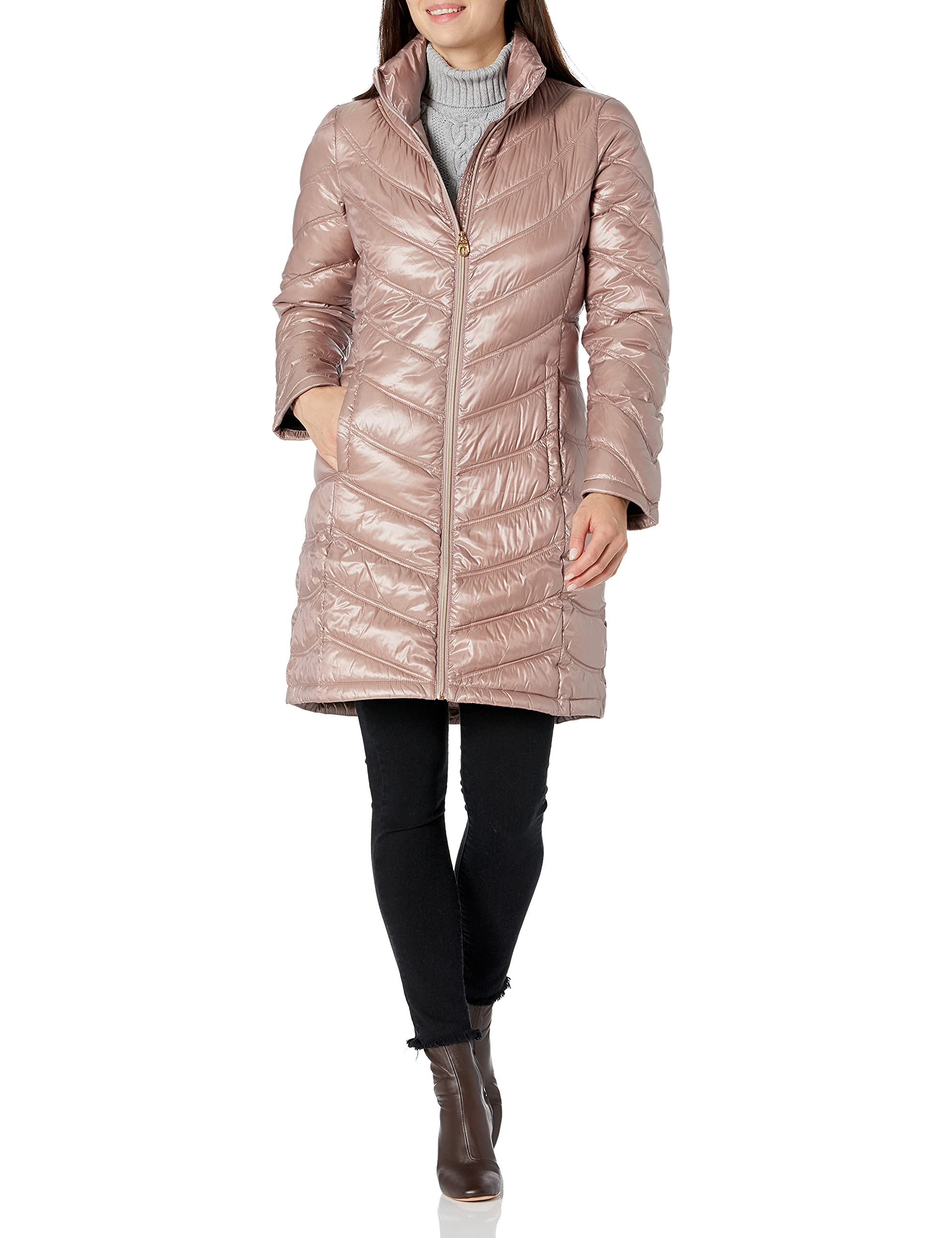 Calvin Klein Women's Chevron Quilted Packable Down Jacket - Lightweight Warm Winter Coat (Standard & Plus Sizes) | Perfect for Travel, Outdoor Activities & Cold Weather Fashion