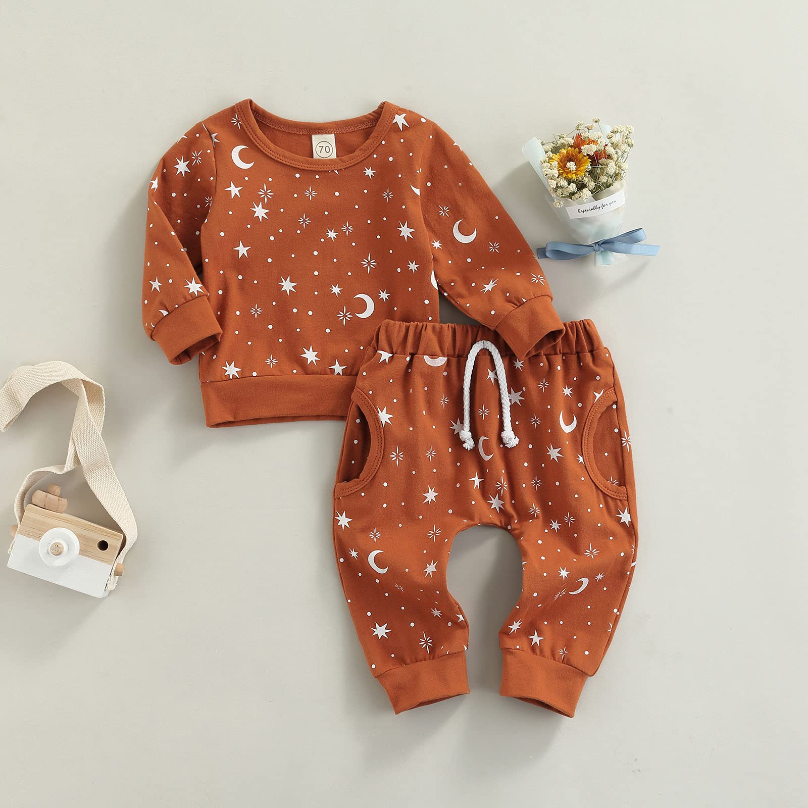 Adorable Newborn Baby Boy Clothes Set - Fall Winter Star & Moon Print Long Sleeve Sweatshirt & Pants 2-Piece Outfit 0-24 Months (Caramel, 0-3M) - Perfect for Family Photos, Holiday Gifts & Cozy Winter Outings