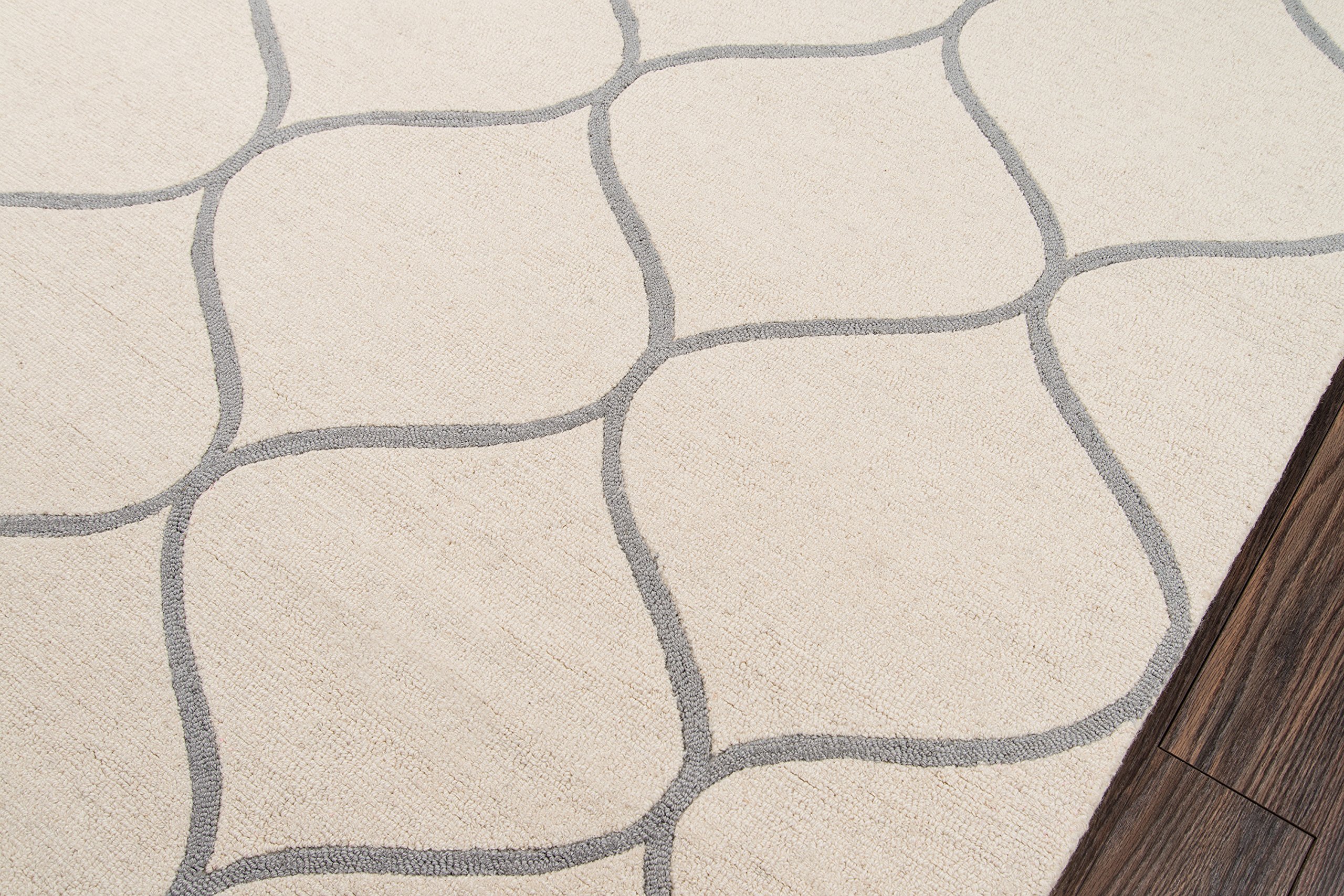 Momeni Newport Collection Ivory Area Rug 3'9