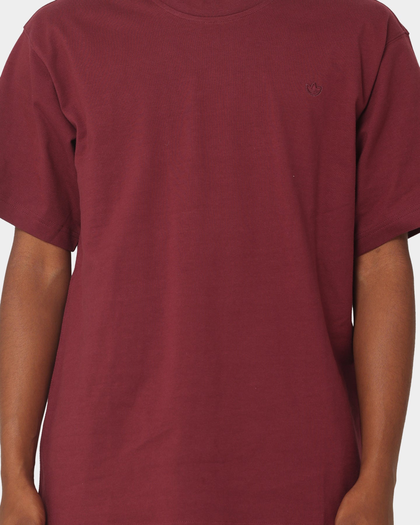 Adidas Originals Men's C T-Shirt - Shadow Red Casual Short Sleeve Tee for Streetwear & Everyday Comfort