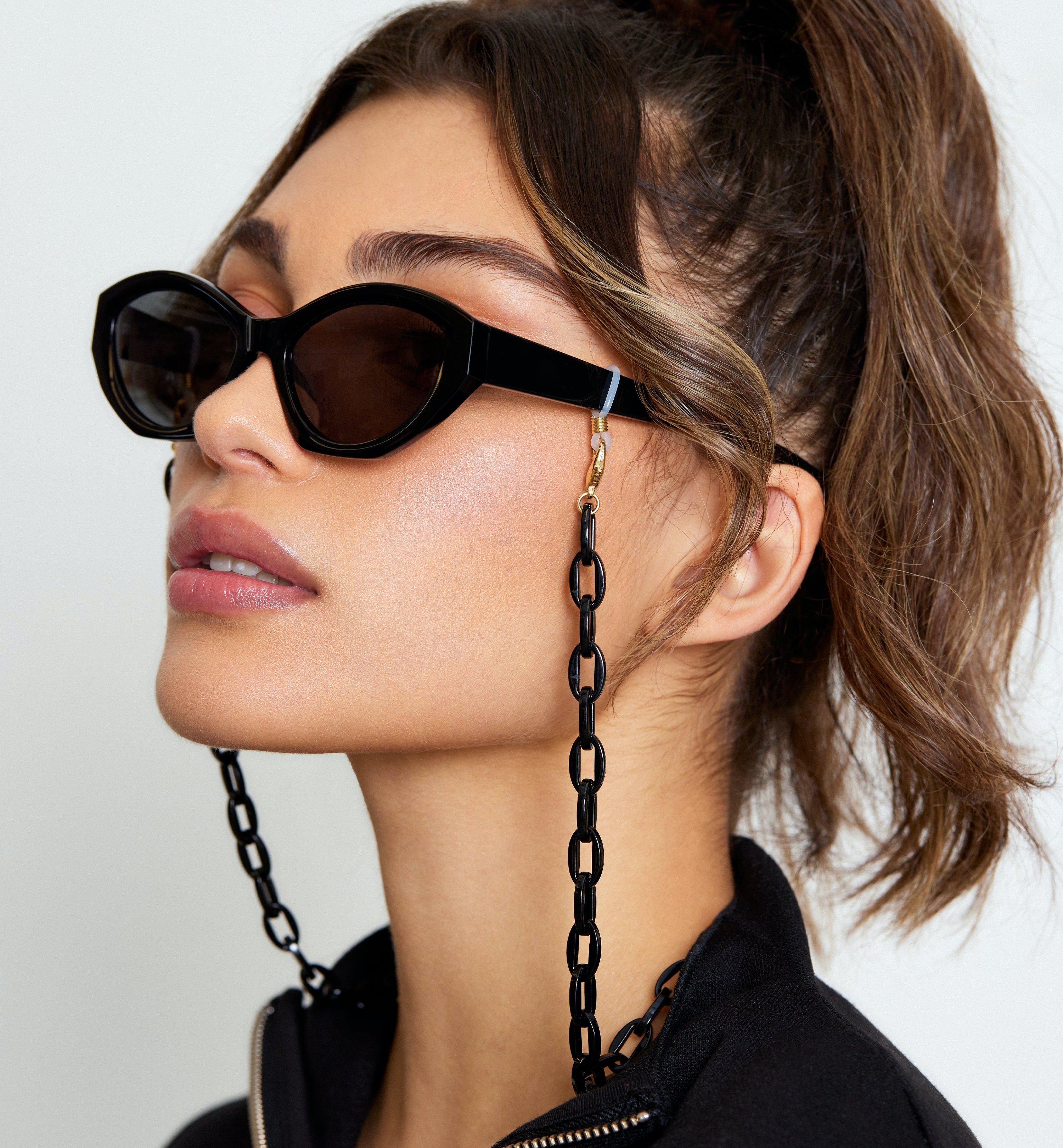 Stylish Small Link Acetate Eyewear Chain - Glasses Holder for Women & Men - Fashionable Reading Glasses Accessory for Work, Travel & Daily Use