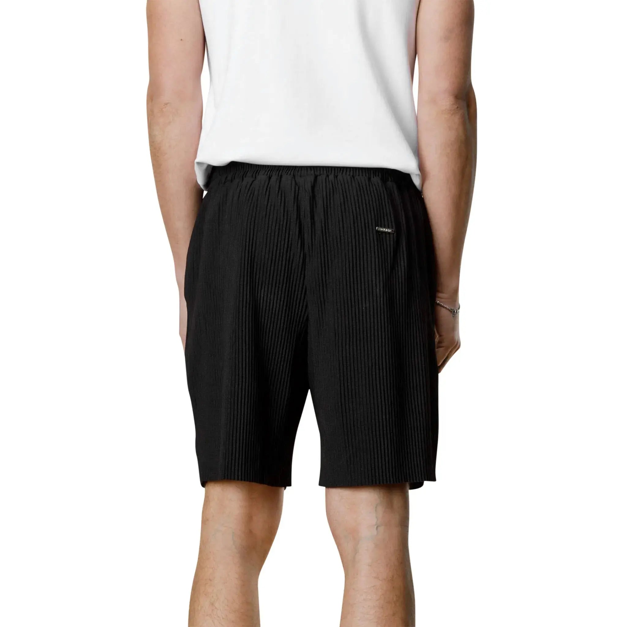Belier Pleated Black Resort Shirt & Shorts Set - Stylish Summer Vacation Outfit for Men - Perfect for Beach, Poolside, and Tropical Getaways
