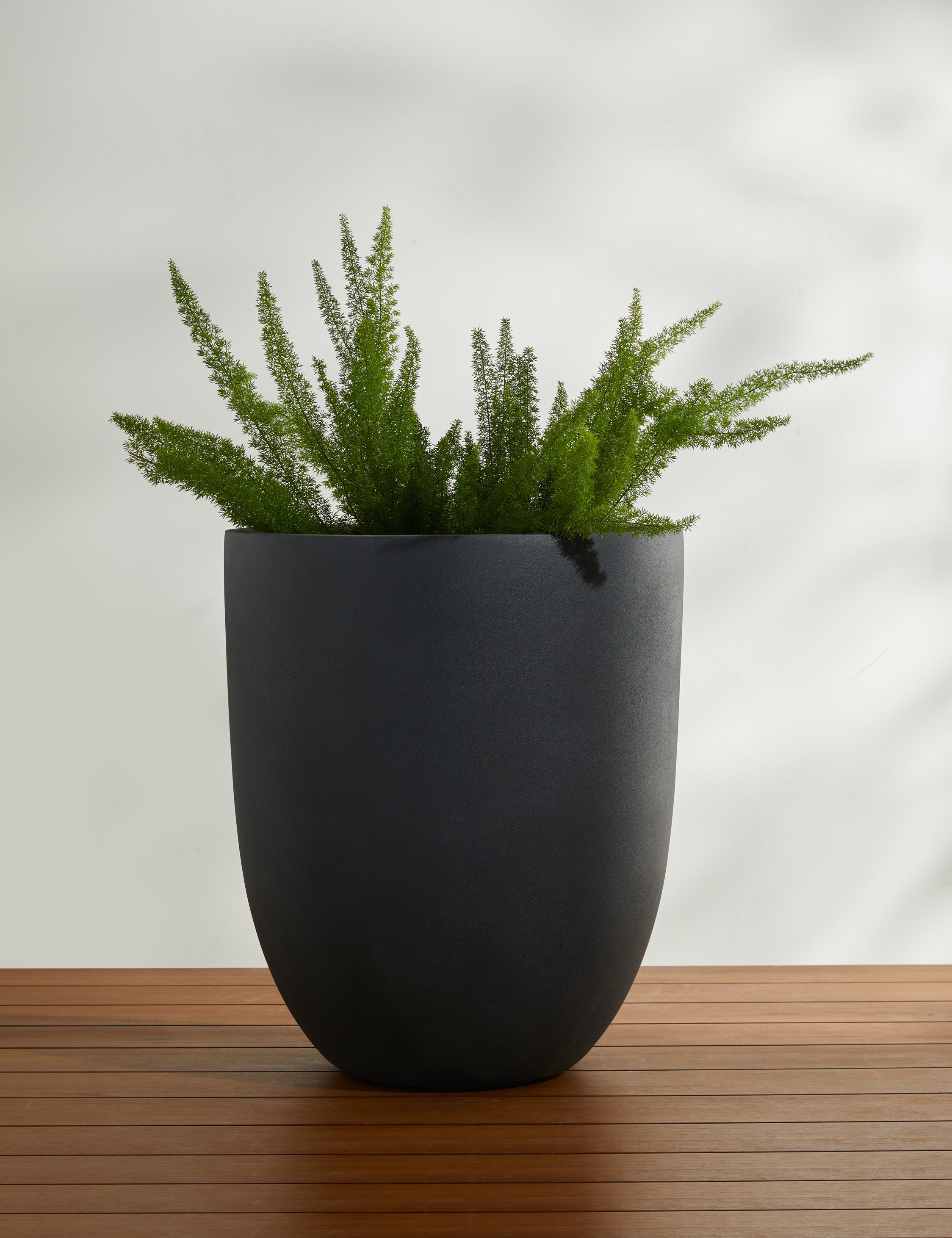 Campania International Bradford Planters - Elegant Garden Planters for Outdoor & Indoor Decor - Perfect for Patios, Balconies, and Home Gardens
