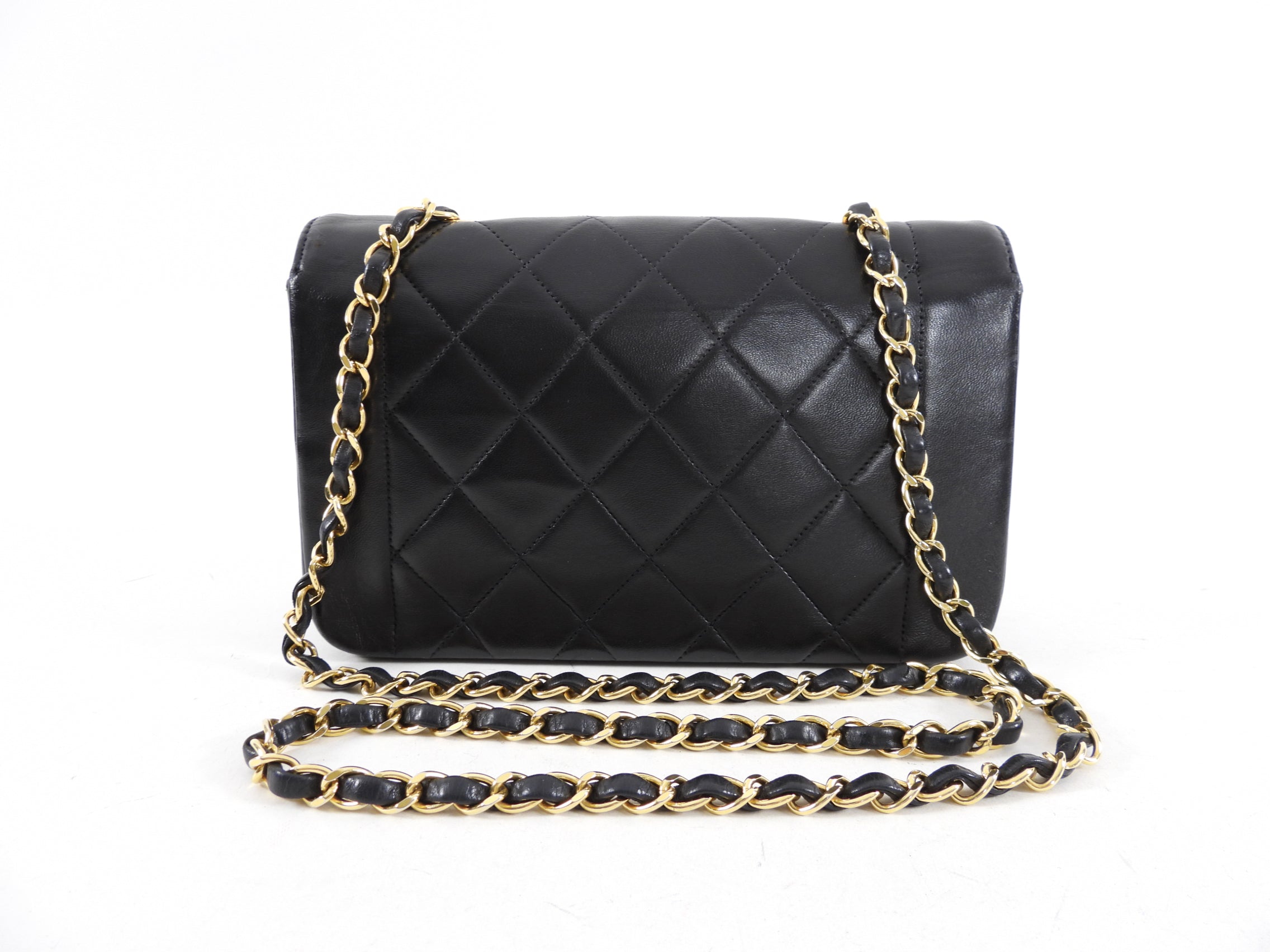 Vintage Chanel 1991 Small Black Leather Quilted Diana Flap Bag - Luxury Designer Handbag for Women, Perfect for Evening Parties & Special Occasions
