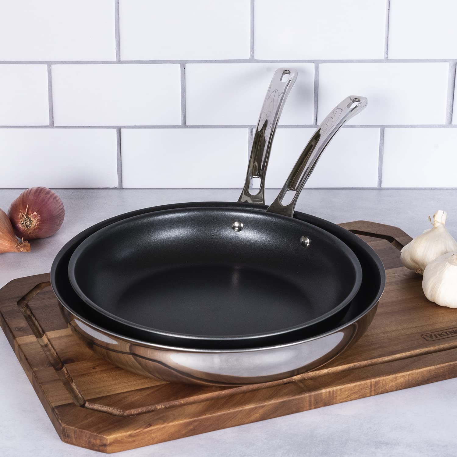 Viking 3-Ply Non Stick Frying Pan Set - 2-Piece Hybrid Plus Stainless Steel Cookware (8 & 10 Inch) - Blue & Silver - Perfect for Sautéing, Frying & Everyday Cooking