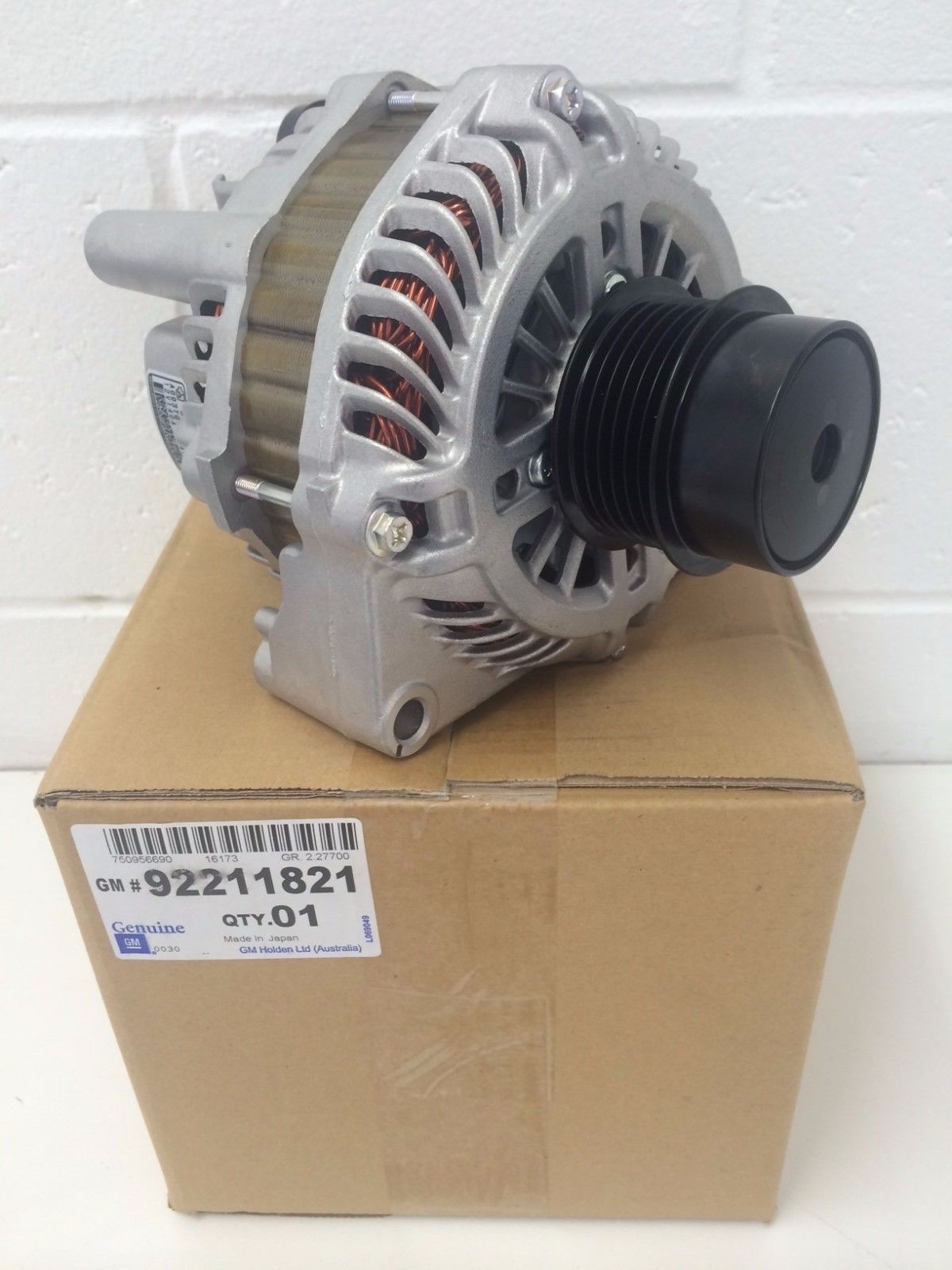 Genuine Holden Commodore VZ 05-07 6.0L V8 Alternator 92211821 - Replacement Part for Engine Performance & Electrical System Repair | Perfect for DIY Mechanics & Auto Shops