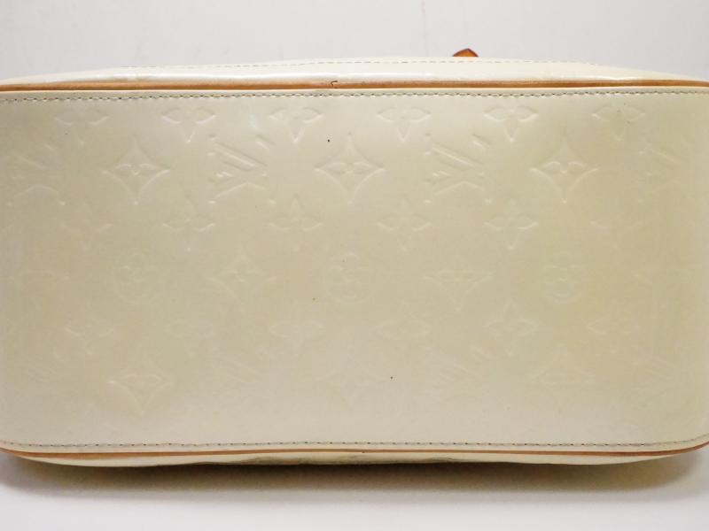 Authentic Pre-Owned Louis Vuitton Vernis Perle Pearl White Summit Drive Hand Tote Bag M93514 200255 | Luxury Designer Shoulder Bag for Women | Perfect for Work, Travel & Special Occasions