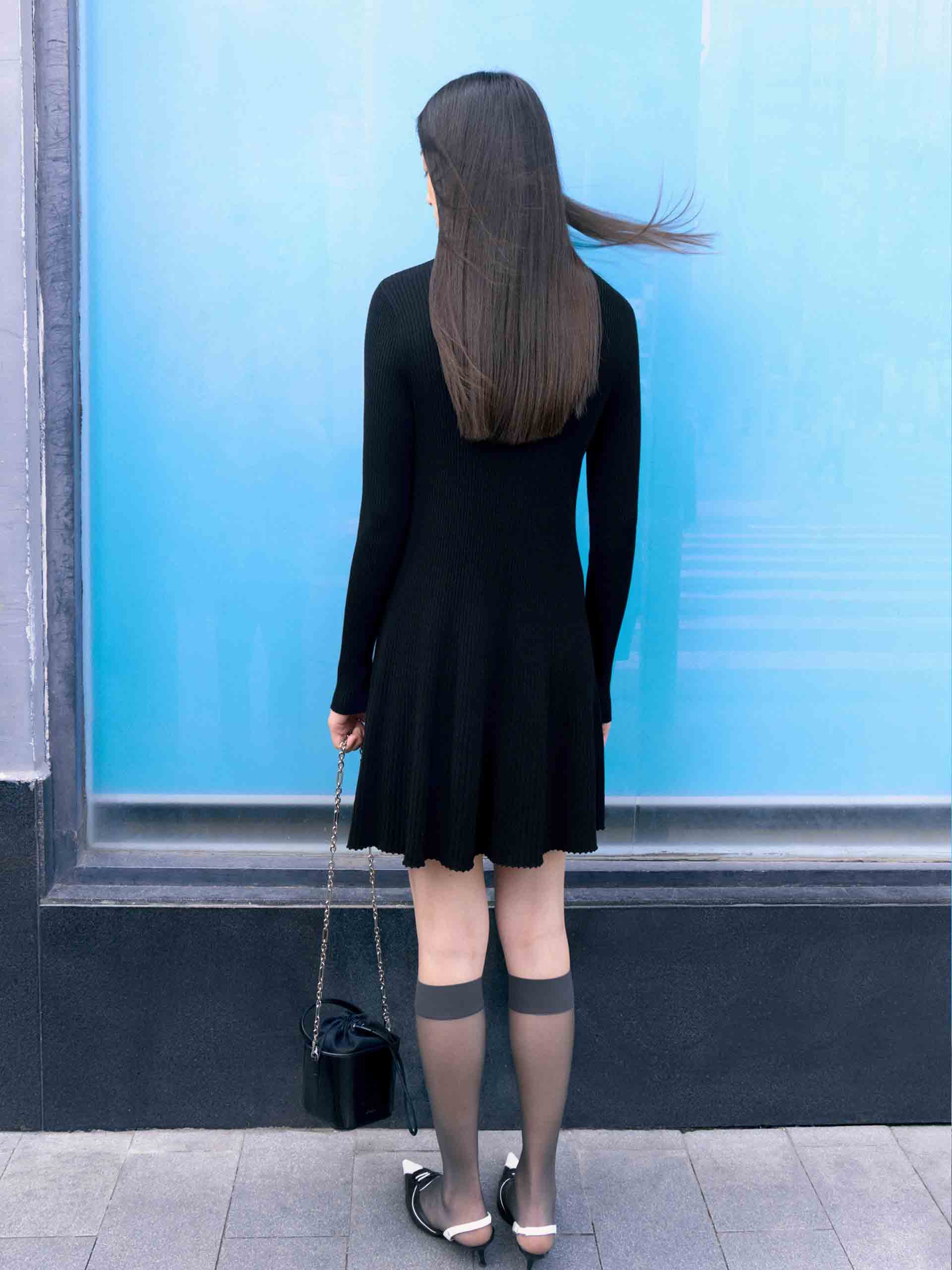 Stylish Contrast Detail Knit Dress for Women - Elegant & Comfortable Outfit for Work, Parties & Casual Wear