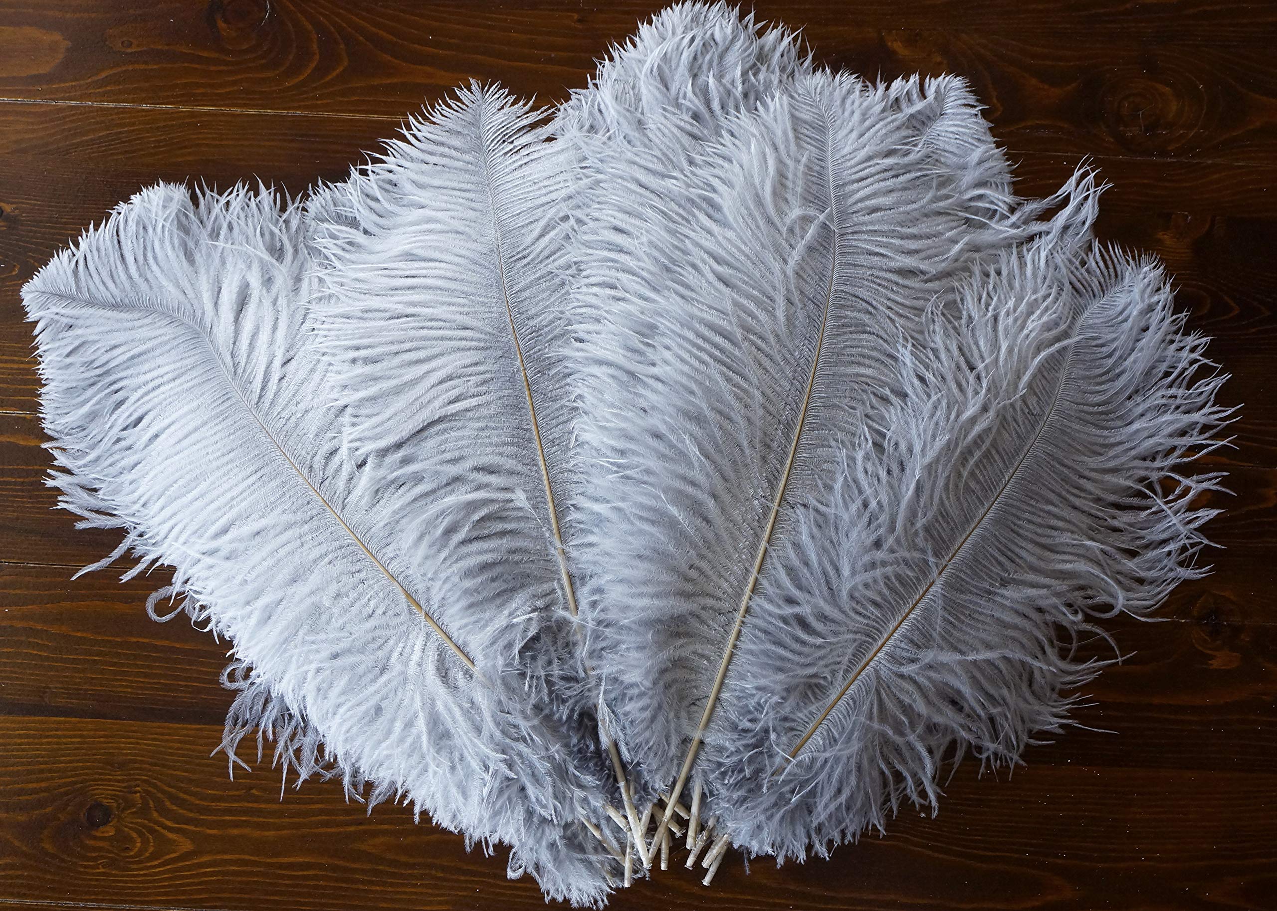 ZUCKER - Elegant Eiffel Tower Vase with Silver Ostrich Feathers - Wedding & Event Centerpiece Decor - Clear Glass Vase & Feather Bouquet Set - Perfect for Weddings, Parties, Home Decor & Tabletop Displays