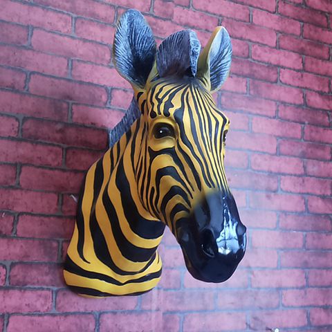 American Country Style Zebra Head Resin Wall Sculpture - Handmade Animal Art Decor for Bar, Club, Shop & Home - Unique Wall Hanging for Rustic, Western & Farmhouse Decor