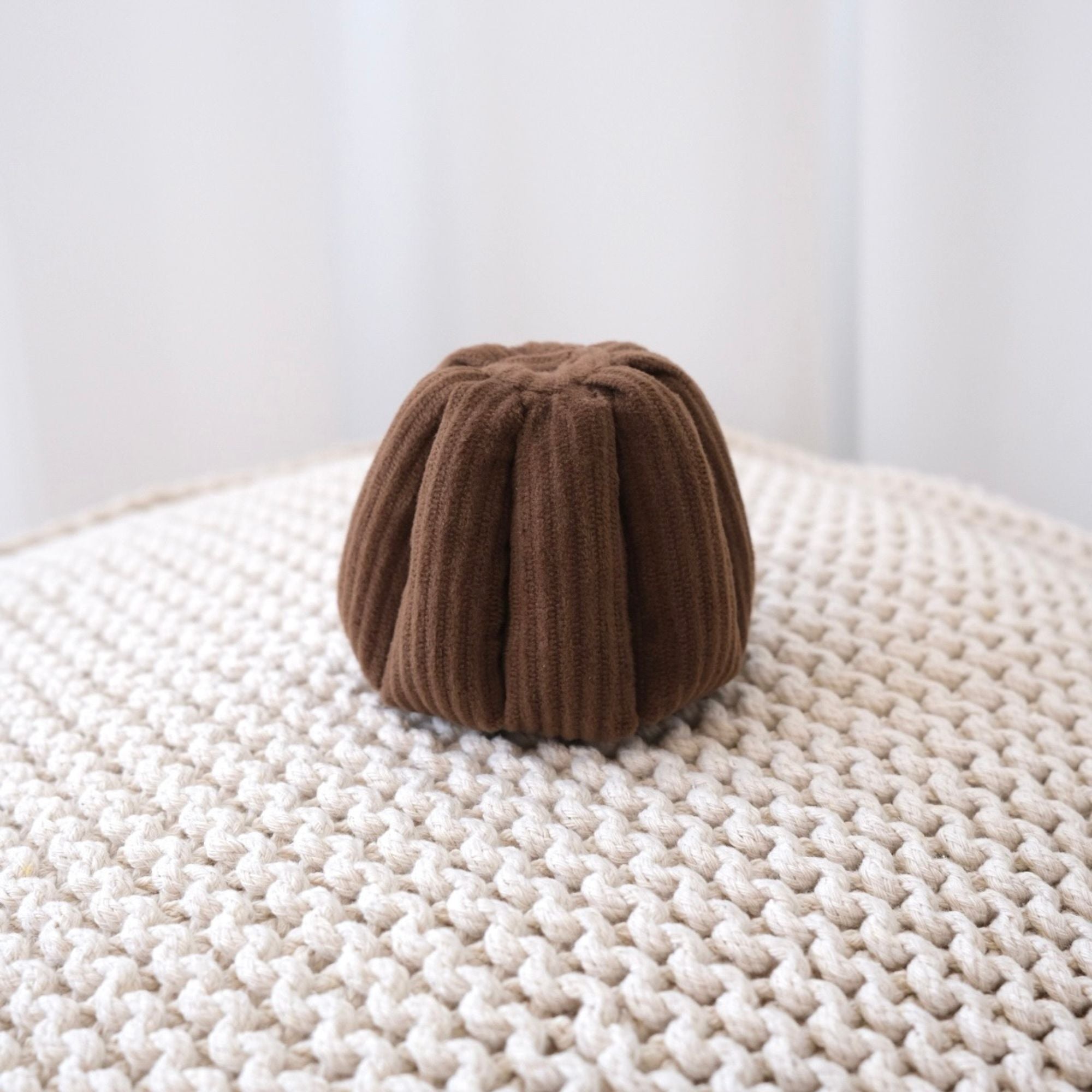 Delicious French Canele Pastries - Authentic Bordeaux Recipe, Soft & Caramelized - Perfect for Desserts, Tea Time & Gifting