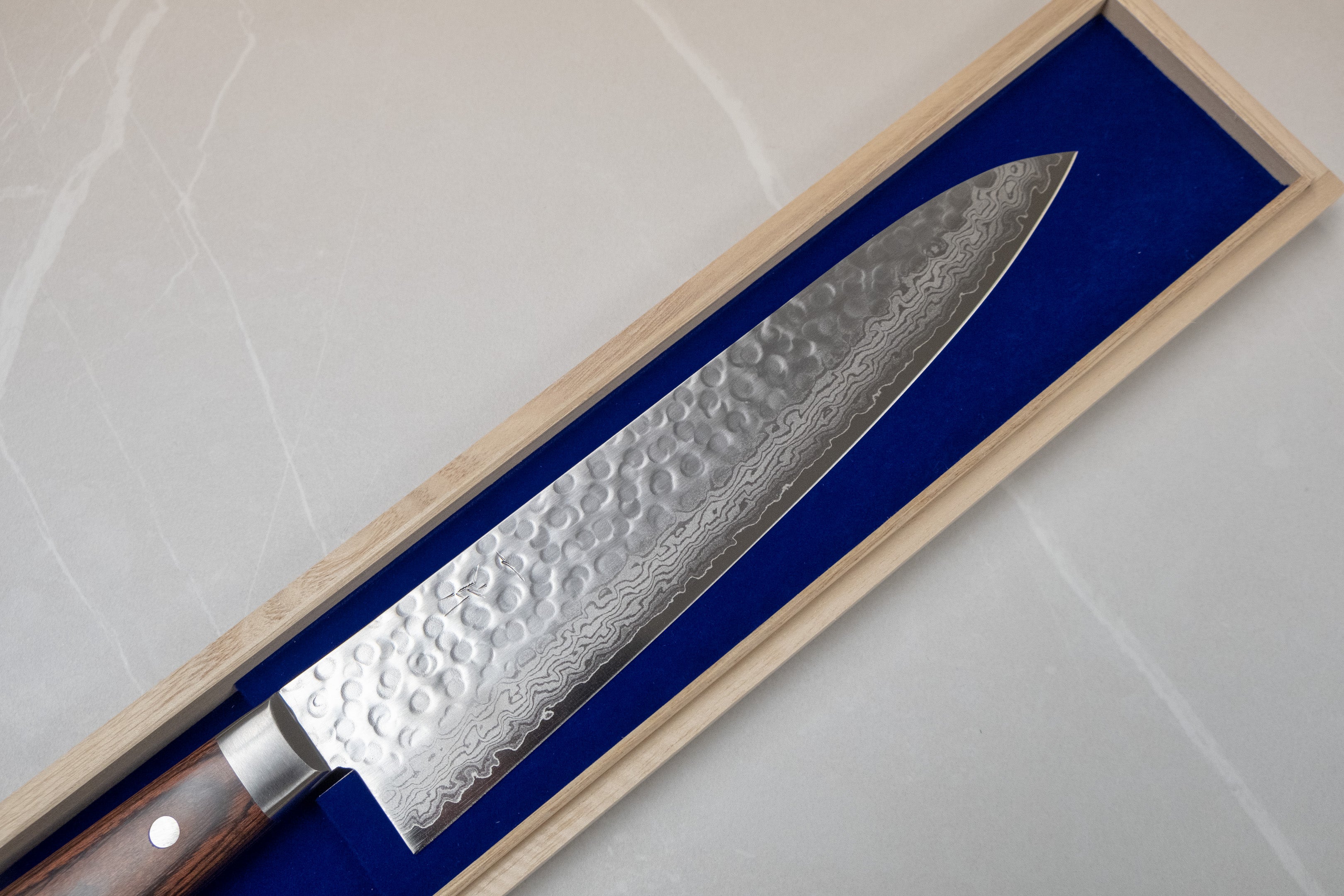 Kiri Box Western Style Yo Handle Knife - Large Chef Knife for Professional Cooking, Meat Cutting & Kitchen Prep