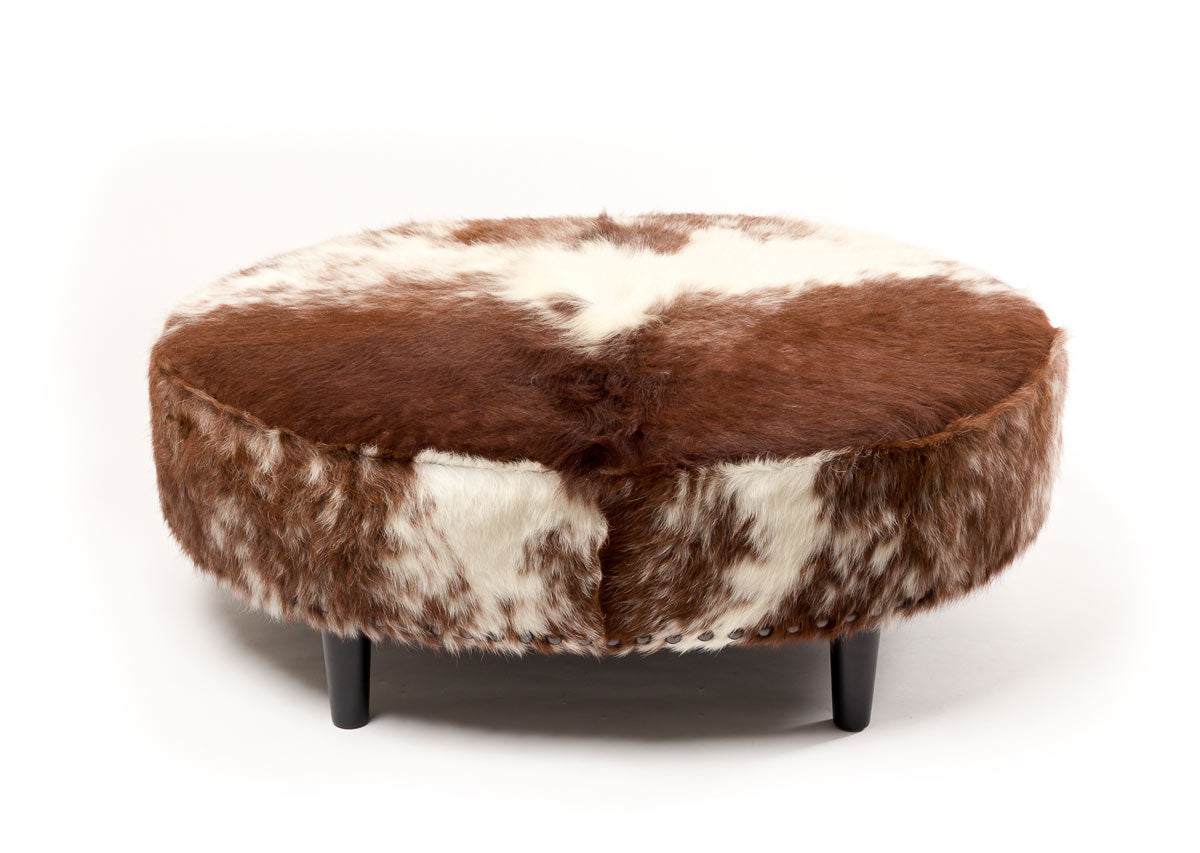 Premium Cowhide Ottoman with Wide Oval Design & Sturdy Wood Legs - 110x90x40cm - Perfect for Living Room, Bedroom or Office Decor