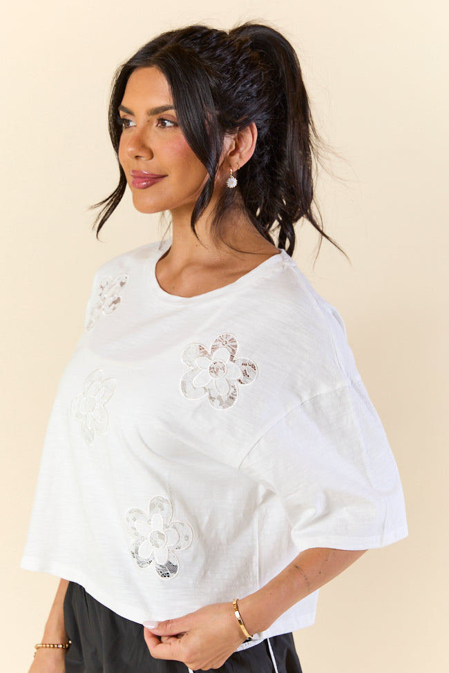 Floral Daisy Embroidered Lace Short Sleeve T-Shirt for Women | Casual Summer Top | Perfect for Beach Outings, Picnics & Date Nights