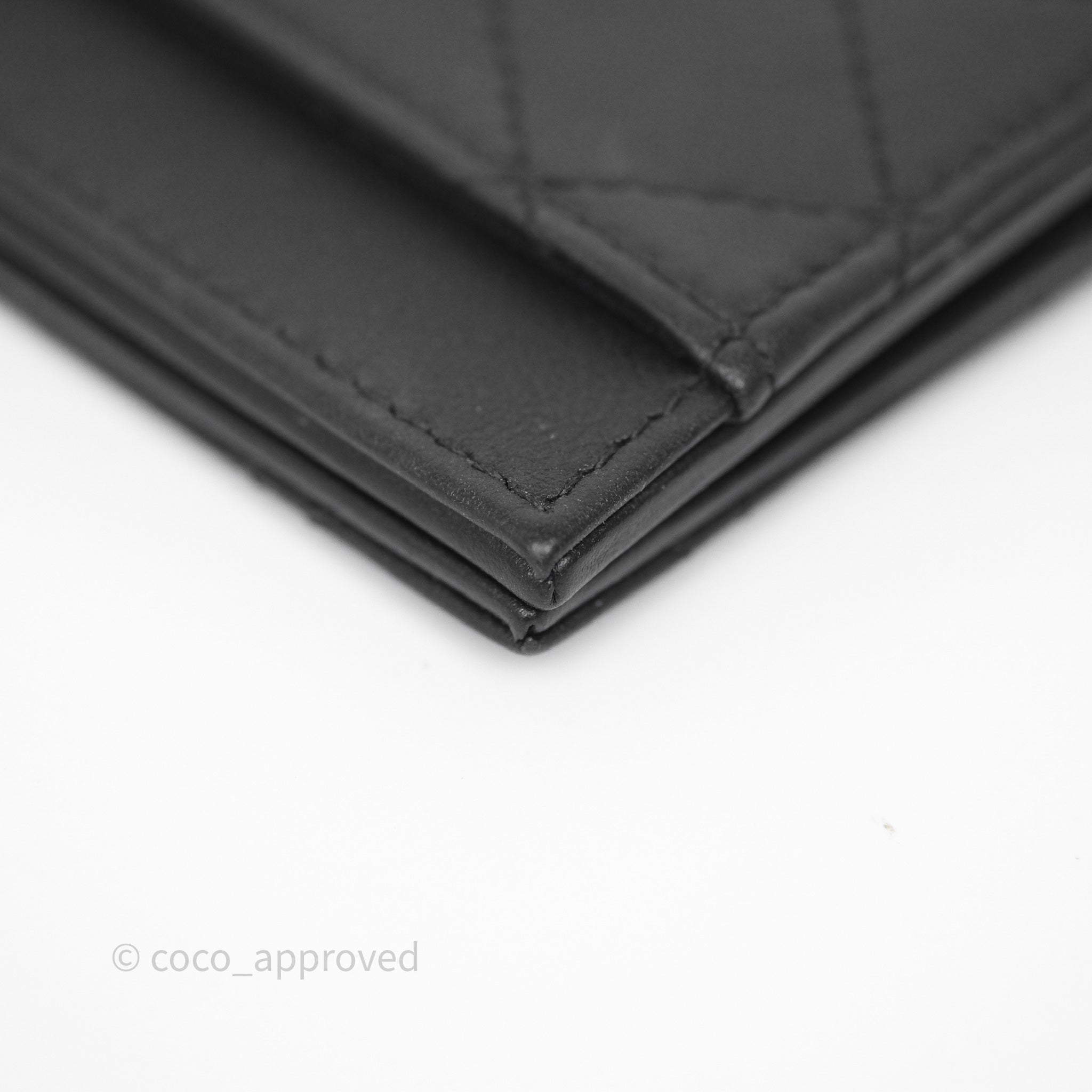 Chanel Quilted So Black Calfskin Card Holder - Luxury Compact Wallet for Credit Cards & ID - Perfect for Everyday Use, Travel & Gifting