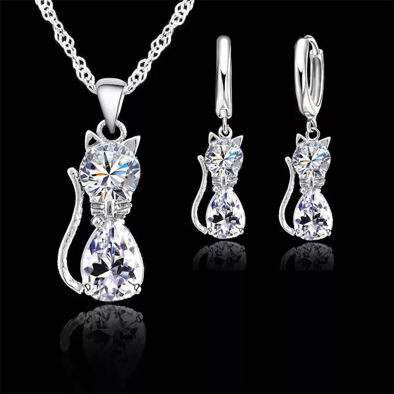 Stylish Cute Cat Pendant Necklace for Women - Elegant Animal Jewelry Gift for Cat Lovers - Perfect for Daily Wear, Parties & Special Occasions