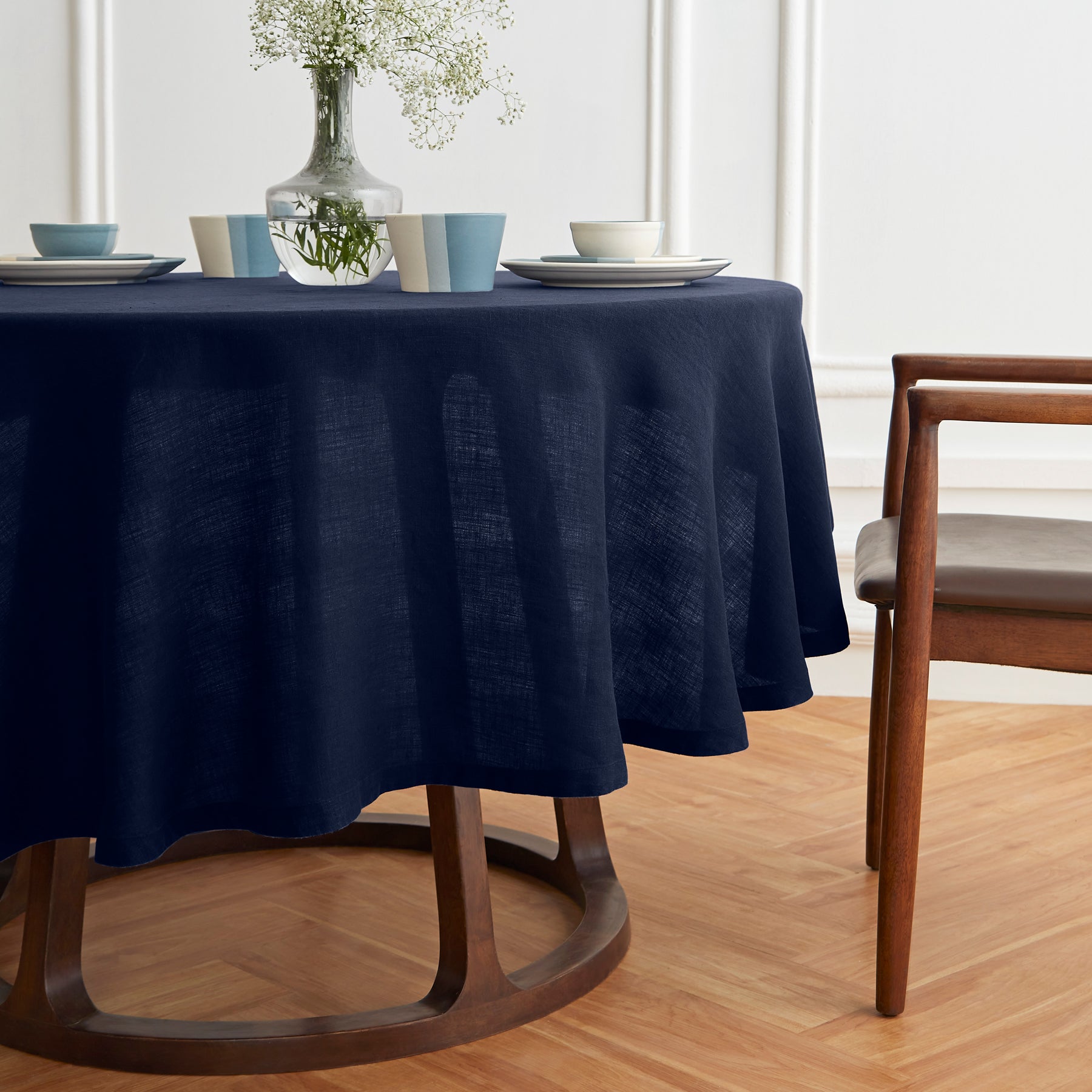 Sonoma Round Tablecloth - Premium Cotton Fabric for Dining & Parties - Perfect for Holiday Gatherings, Weddings & Home Decor