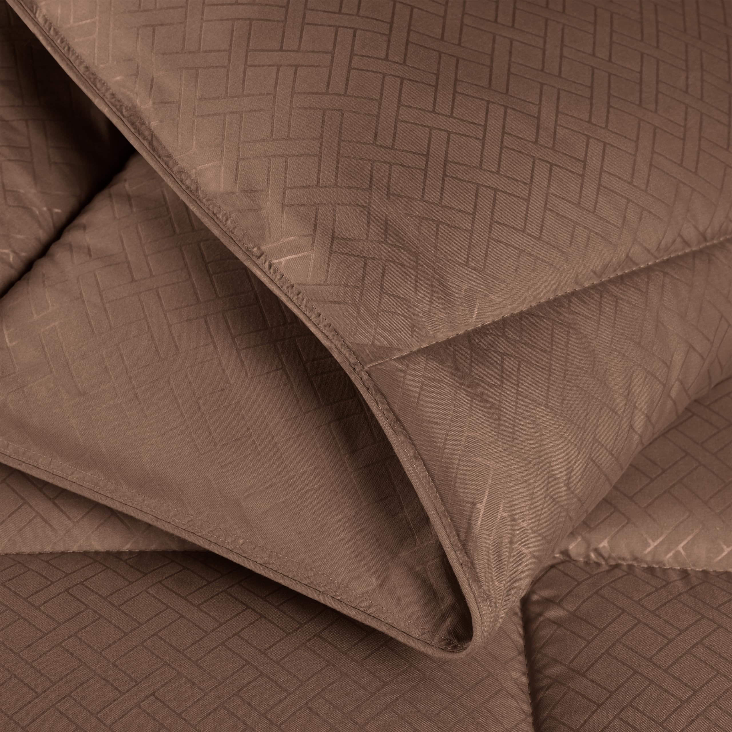 Premium Microfiber Basketweave Comforter - Down Alternative Bedding Set | Medium Weight Fluffy Duvet Insert | Oversized King Blanket with Box Quilt Design | Monochrome Taupe for Cozy Bedroom Decor | Perfect for Guest Rooms, Master Bedrooms & Luxury Hotels