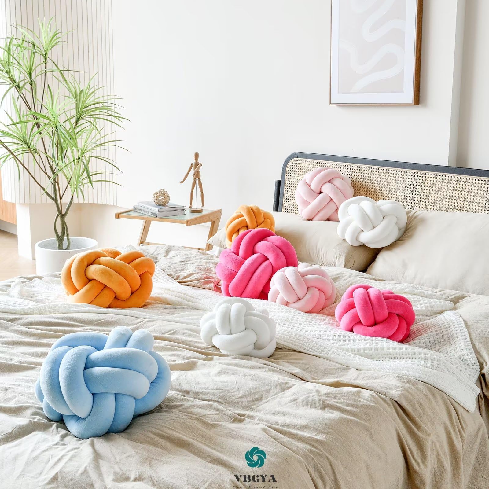 Knot Pillow Ball - Soft Round Knotted Cushion for Bedroom & Sofa Decor
