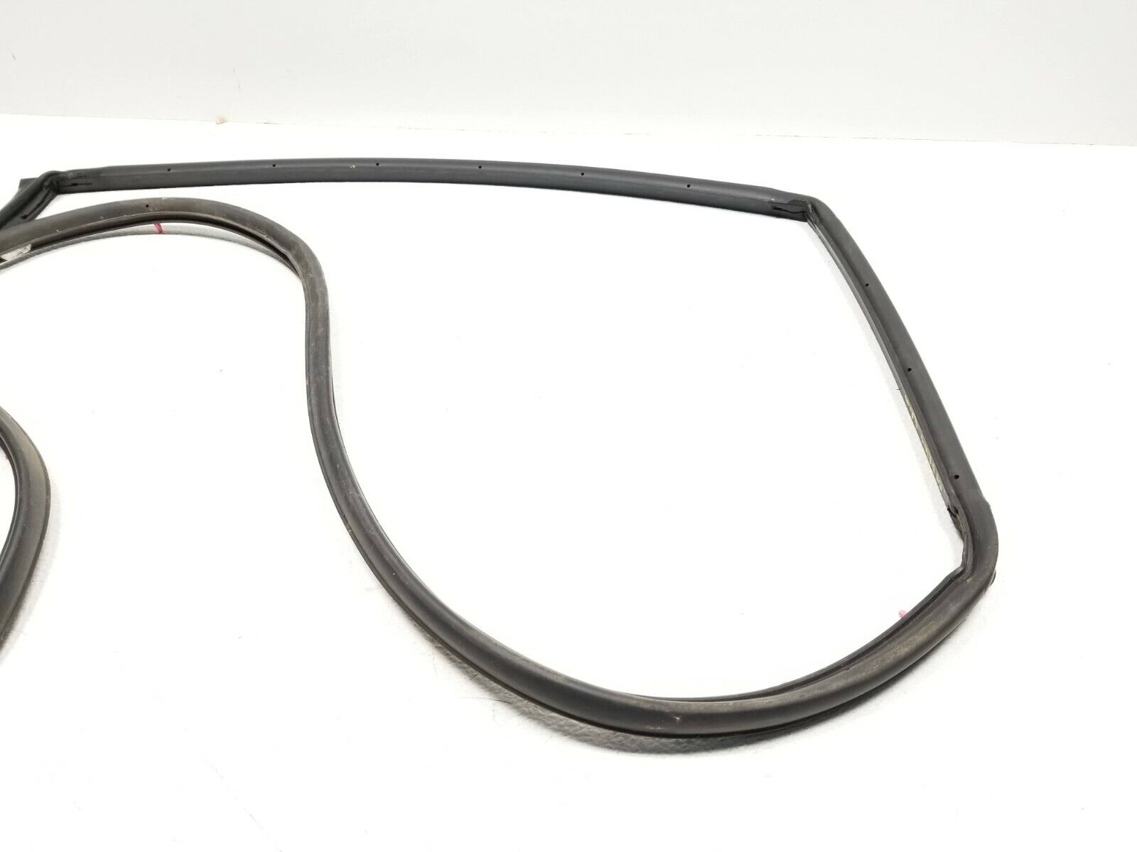2005-2009 Toyota Prius Right Rear Passenger Door Weatherstrip Seal - OEM Replacement Part for Improved Weather Protection & Noise Reduction | Perfect for Rainy Days & Long Road Trips