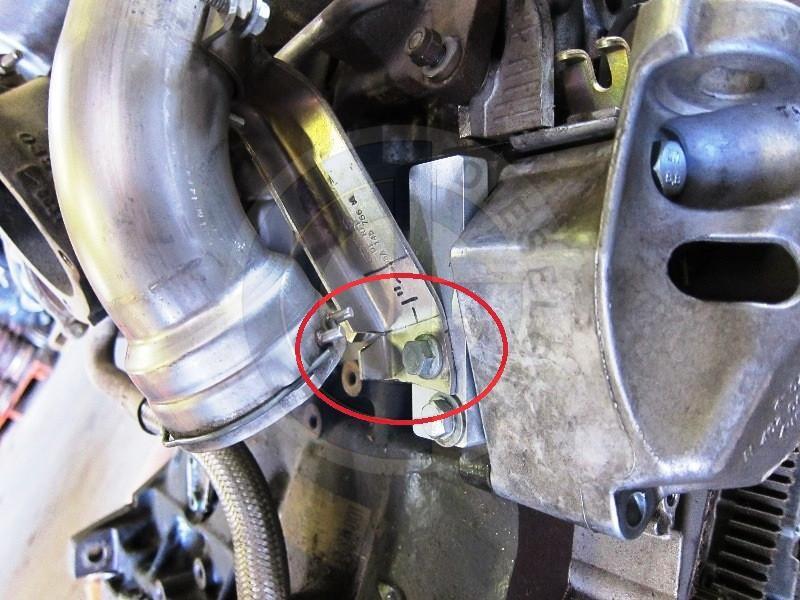 VanGogh Broken Engine Block Saver for VW 1.8T Gas Engine - Fix Cracked Cylinder Head, Prevent Coolant Leaks - Ideal for VW Jetta, Golf, Passat, Beetle 1.8T Engine Repair & Maintenance