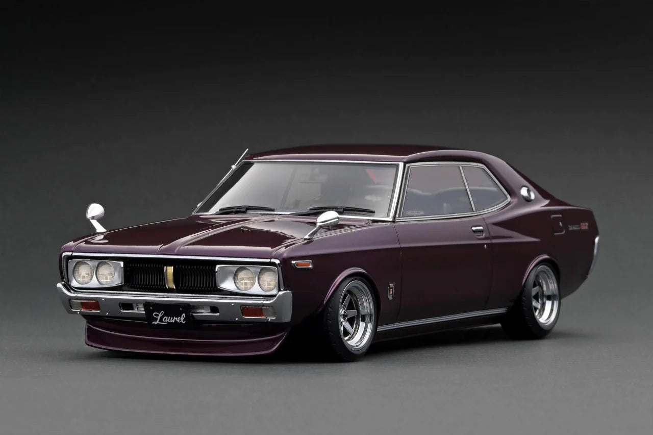 1:18 Scale Nissan Laurel 2000SGX (C130) Purple Diecast Model Car - Collectible Vintage Japanese Vehicle for Display & Racing Enthusiasts