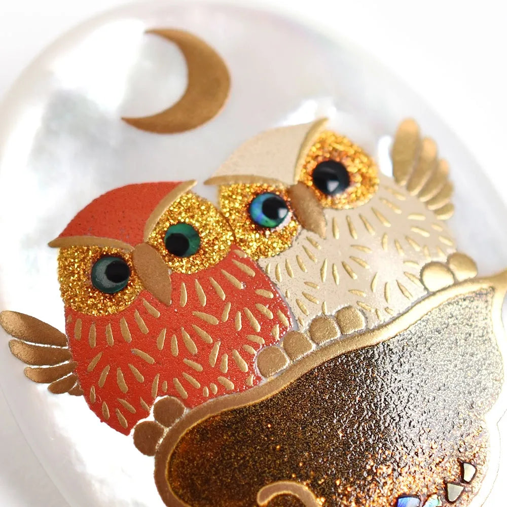 Handcrafted Japanese Maki-e Urushi Lacquer Brooch with White South Sea Pearl Shell Owl Design - Traditional Asian Art Jewelry for Women, Gift for Collectors, Perfect for Formal Occasions & Cultural Events