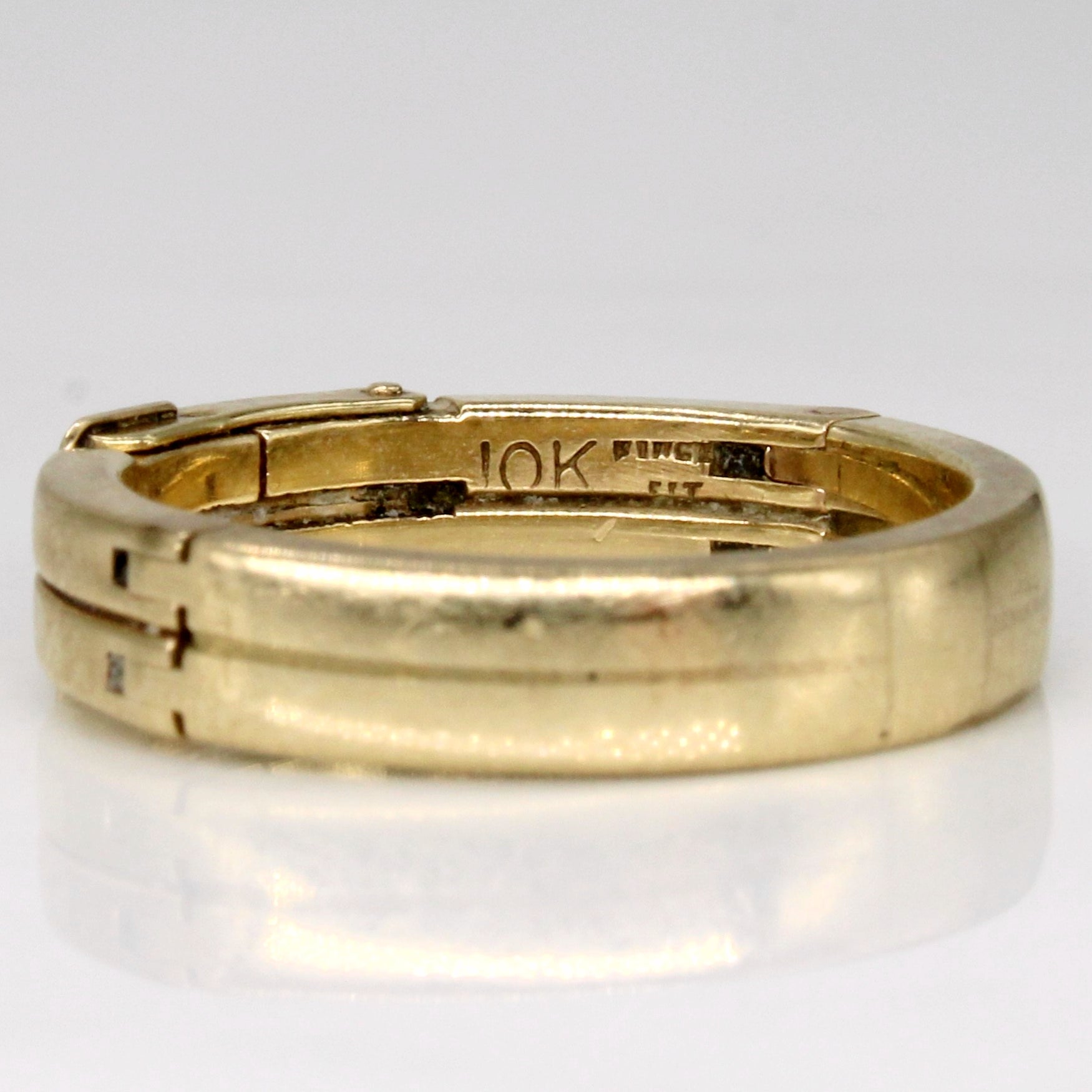 10K Yellow Gold Hinge Ring for Women - Size 6.5 - Elegant Stackable Band for Everyday Wear, Anniversary Gift & Special Occasions