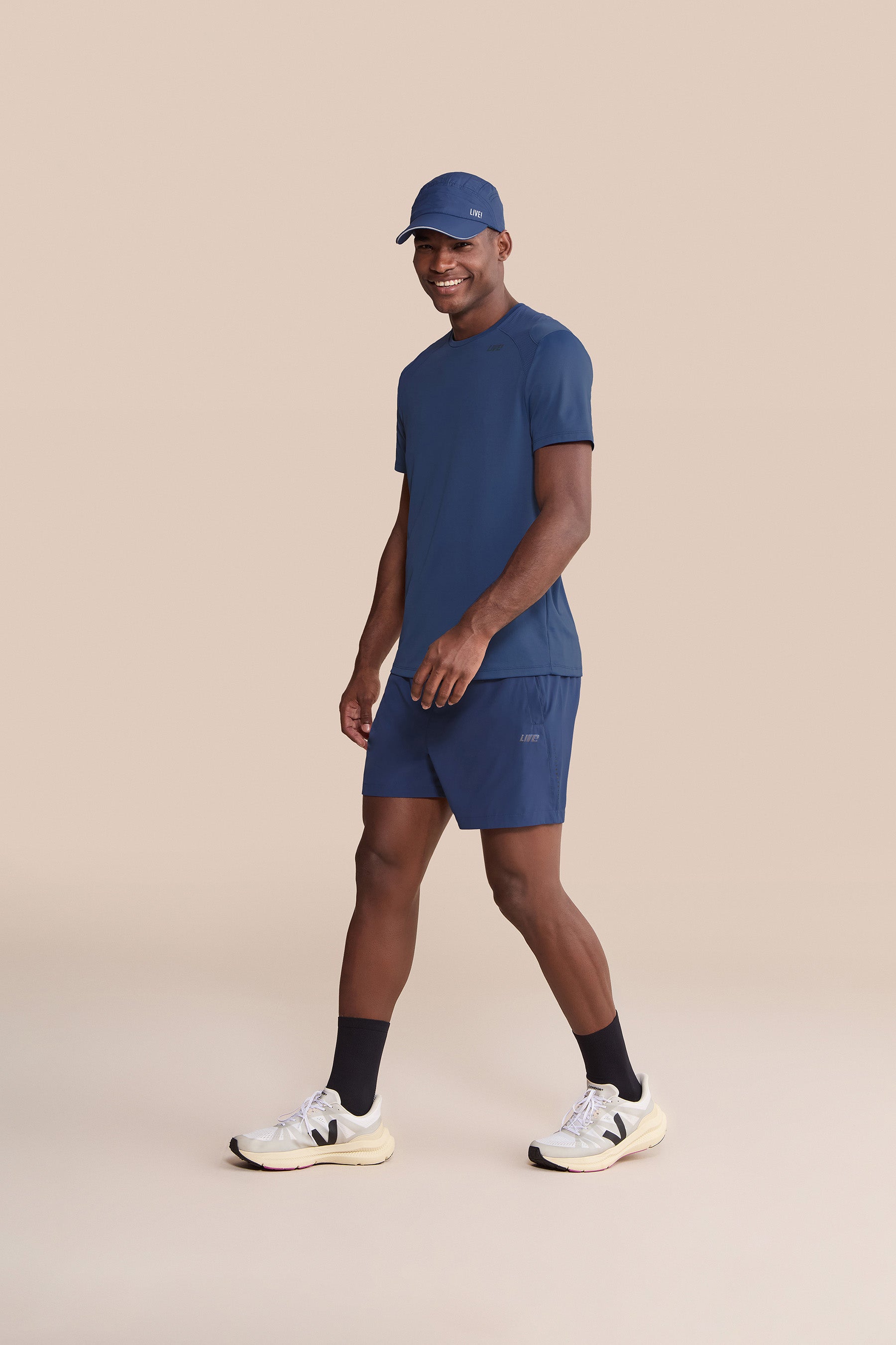 Comfy Free Air Move® T-Shirt - Breathable & Lightweight Men's Casual Tee for Outdoor Activities & Gym Workouts
