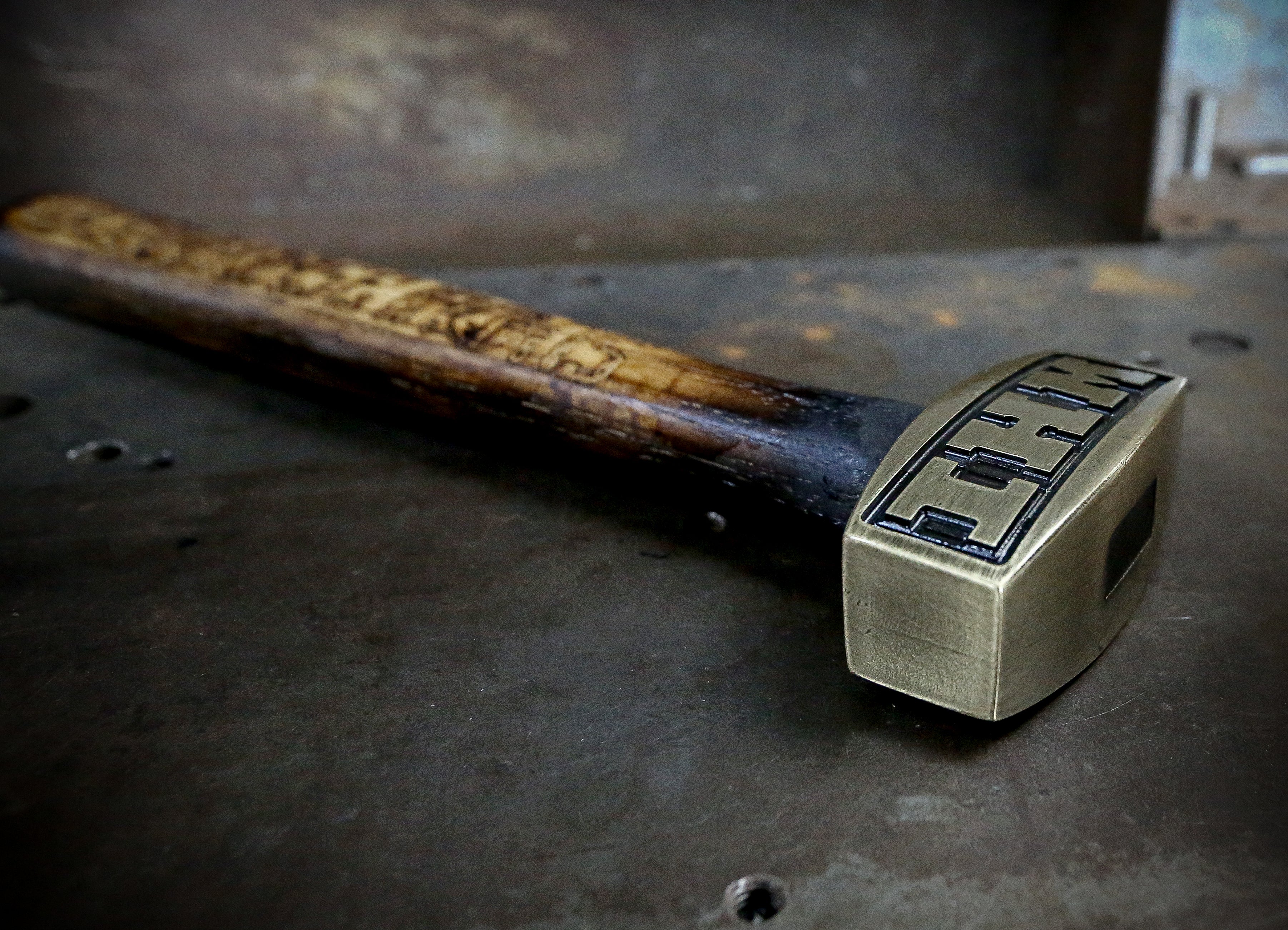 2 lb Brass Hammer - Heavy Duty Hand Tool for Woodworking, Metalworking & DIY Projects - Perfect for Carpentry, Construction & Home Repairs
