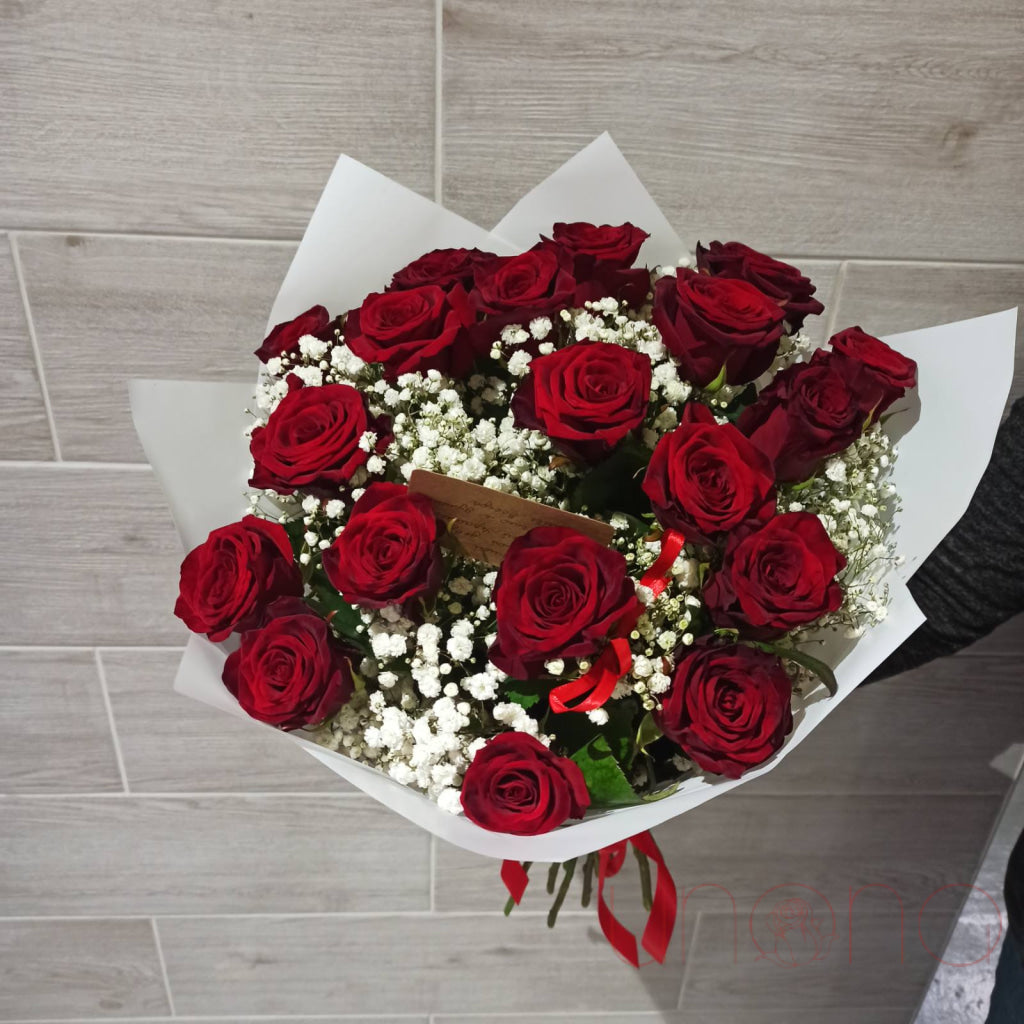 Beautiful Fairytale Roses Bouquet - Fresh Long-Lasting Roses for Weddings, Anniversaries & Romantic Gifts