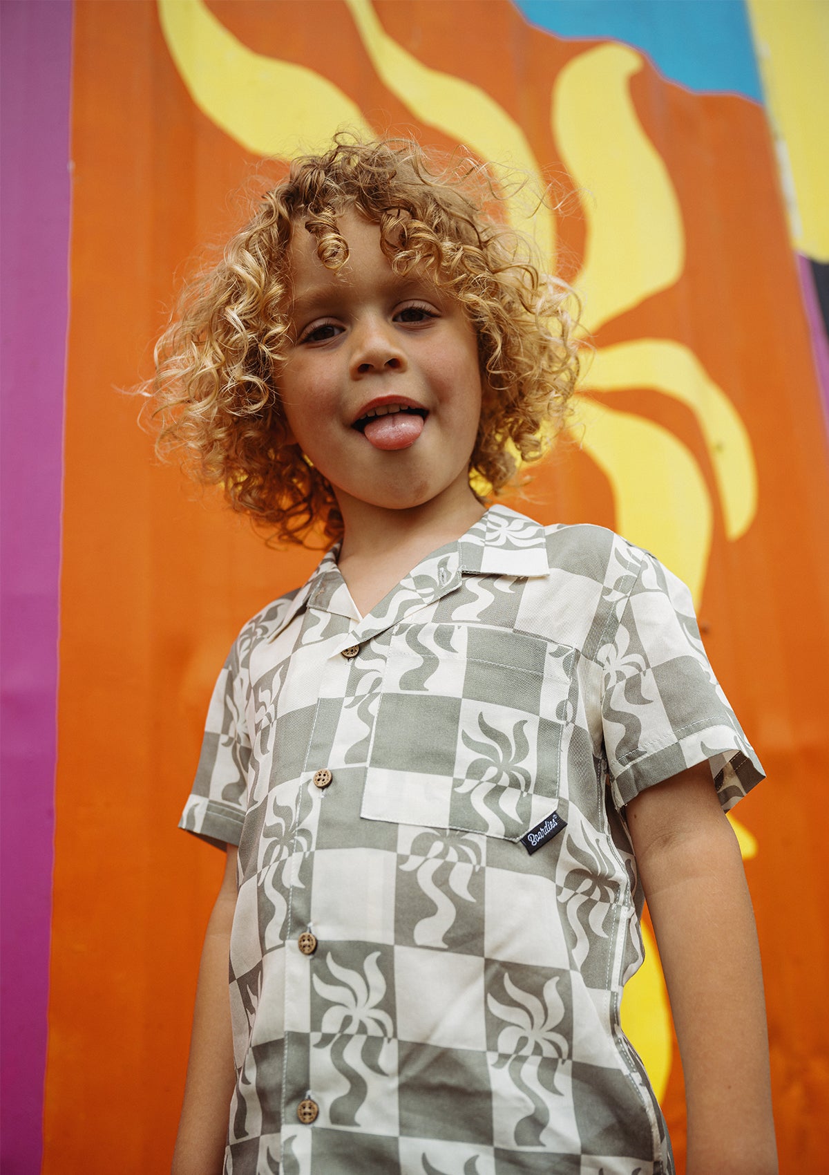 Clara Palm Kids Shirt - Soft Cotton Short Sleeve T-Shirt for Boys & Girls - Perfect for Summer, Playdates & Family Outings