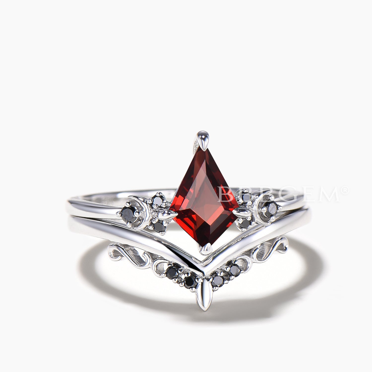 Natural Garnet & Black Spinel Engagement Ring - Celestial Bridal Set for Women | Handmade Wedding Jewelry, Unique Promise Ring, Anniversary Gift for Her | Perfect for Proposals, Weddings & Special Occasions