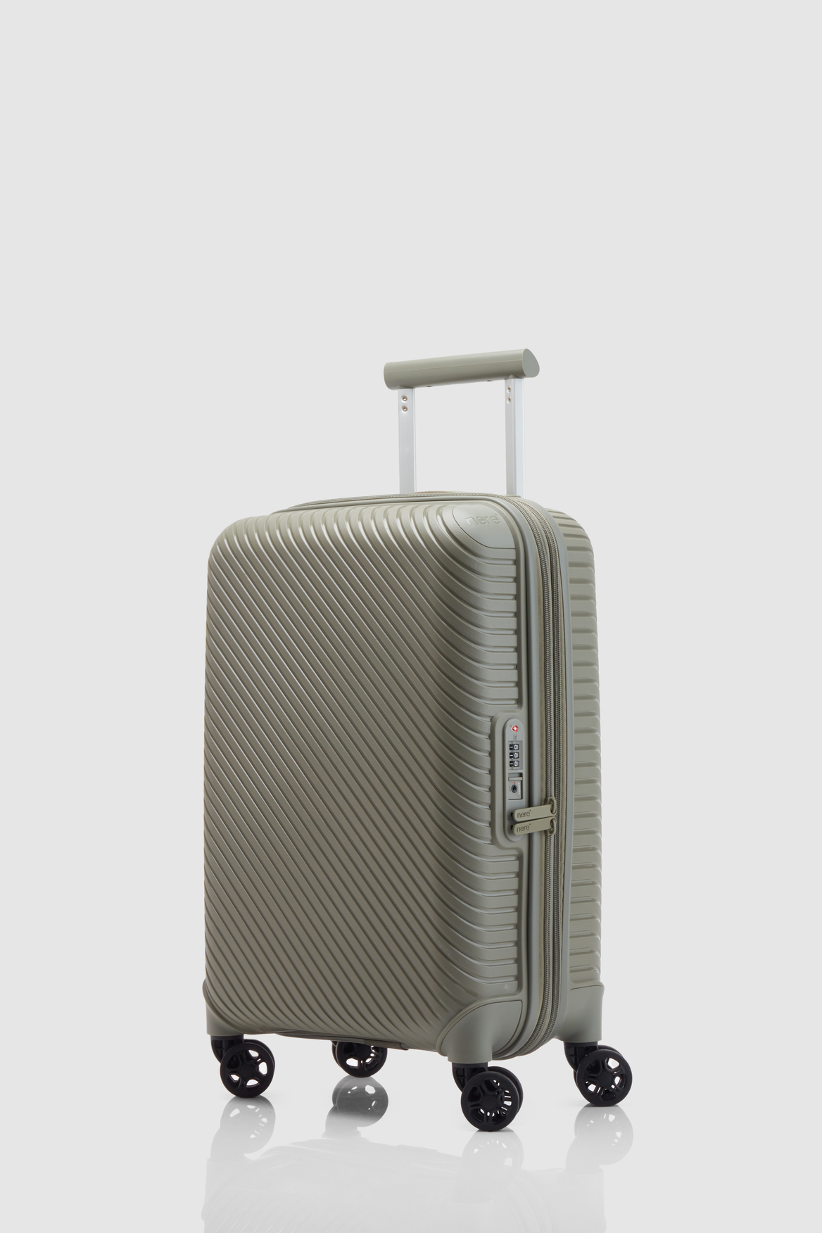 Bondi 56cm Carry On Suitcase - Lightweight Hardshell Luggage with 360° Spinner Wheels for Air Travel & Weekend Getaways