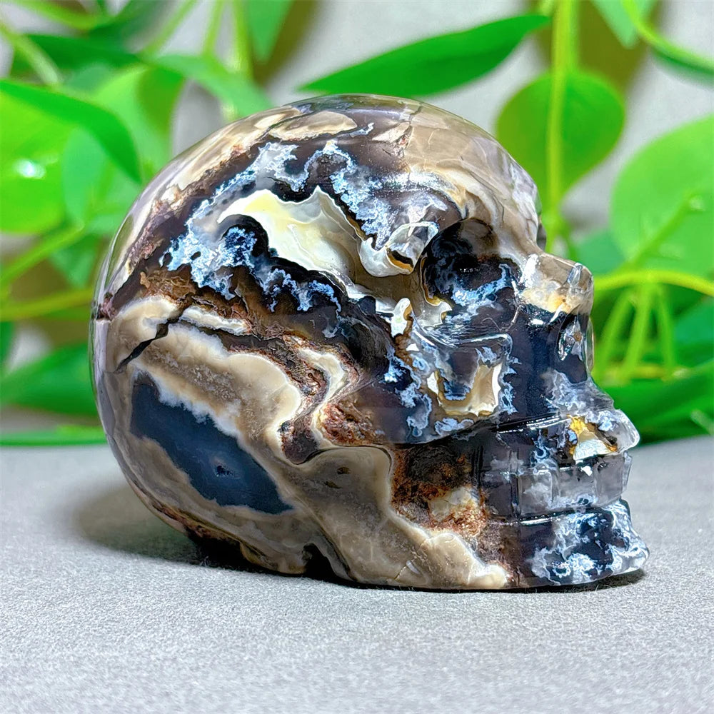 Natural Volcano Agate Skull Crystal - Healing Quartz Stone for Meditation, Spiritual Energy & Halloween Decor - Unique Mineral Specimen Gift for Collectors & Crystal Enthusiasts (Perfect for Home Altar, Yoga Space & Gothic Decor)