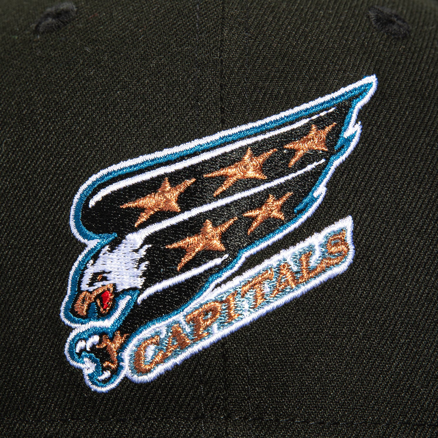 New Era 59Fifty Washington Capitals 40th Anniversary Patch Snapback Hat - Black | Official NHL Licensed Baseball Cap for Men & Women | Perfect for Games, Fan Gear & Streetwear Fashion