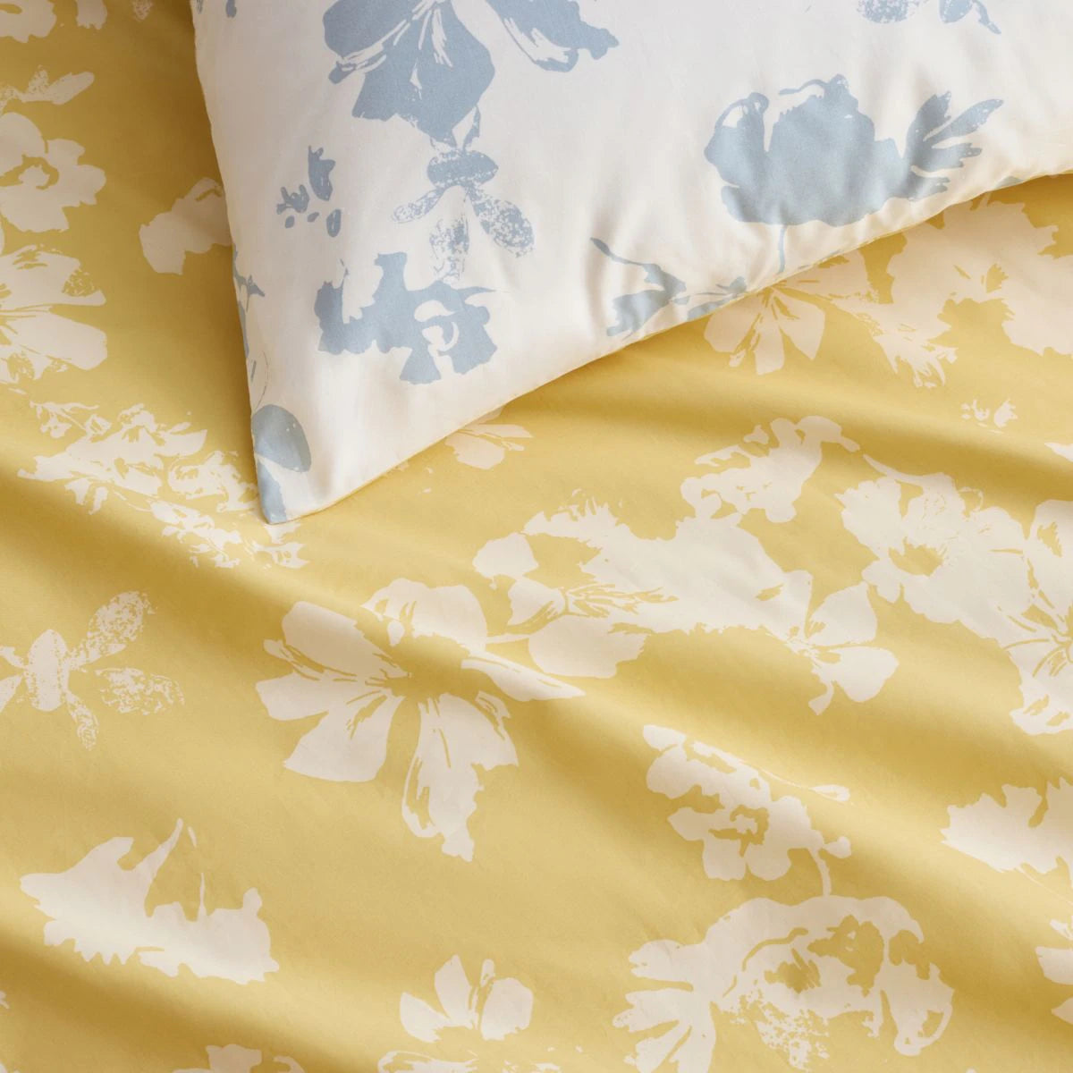 Hadley Honey Gold Quilt Cover Set by Sheridan | Luxury 100% Cotton Bedding | Queen Size Quilt Cover with Pillowcases | Perfect for Master Bedroom, Guest Room & Hotel Decor