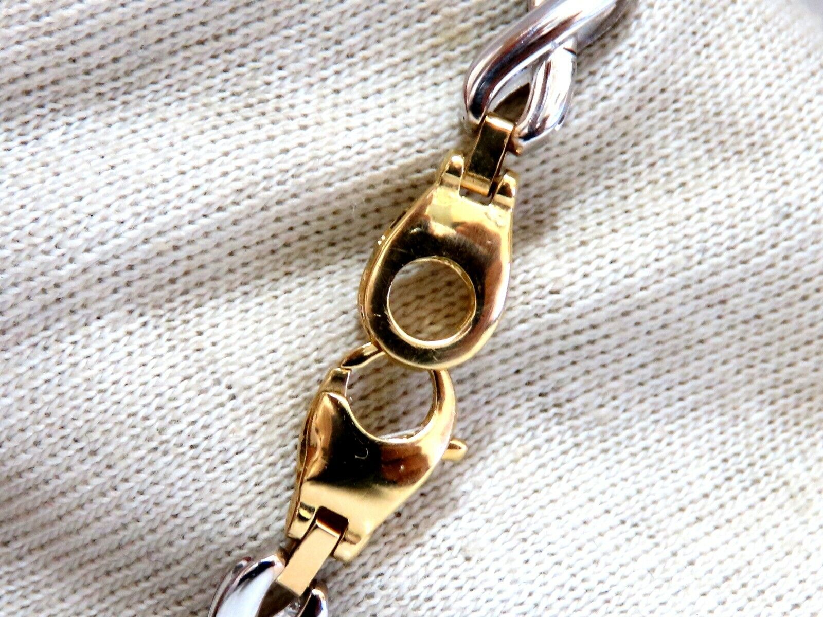 14K Gold Infinity Link Bracelet for Women - Elegant & Durable Jewelry Gift for Birthday, Anniversary & Special Occasions