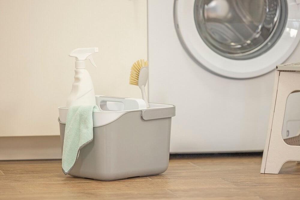 Vigar Rengo Cleaning Caddy with 8L Bucket - Portable Cleaning Organizer for Home, Office & Janitorial Use - Perfect for Mops, Brushes & Cleaning Supplies Storage