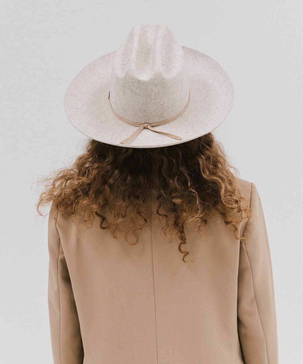 Ezra Western Cowboy Hat for Men & Women - Stylish Felt Cowboy Hat with Wide Brim - Perfect for Rodeo, Country Music Festivals & Outdoor Adventures