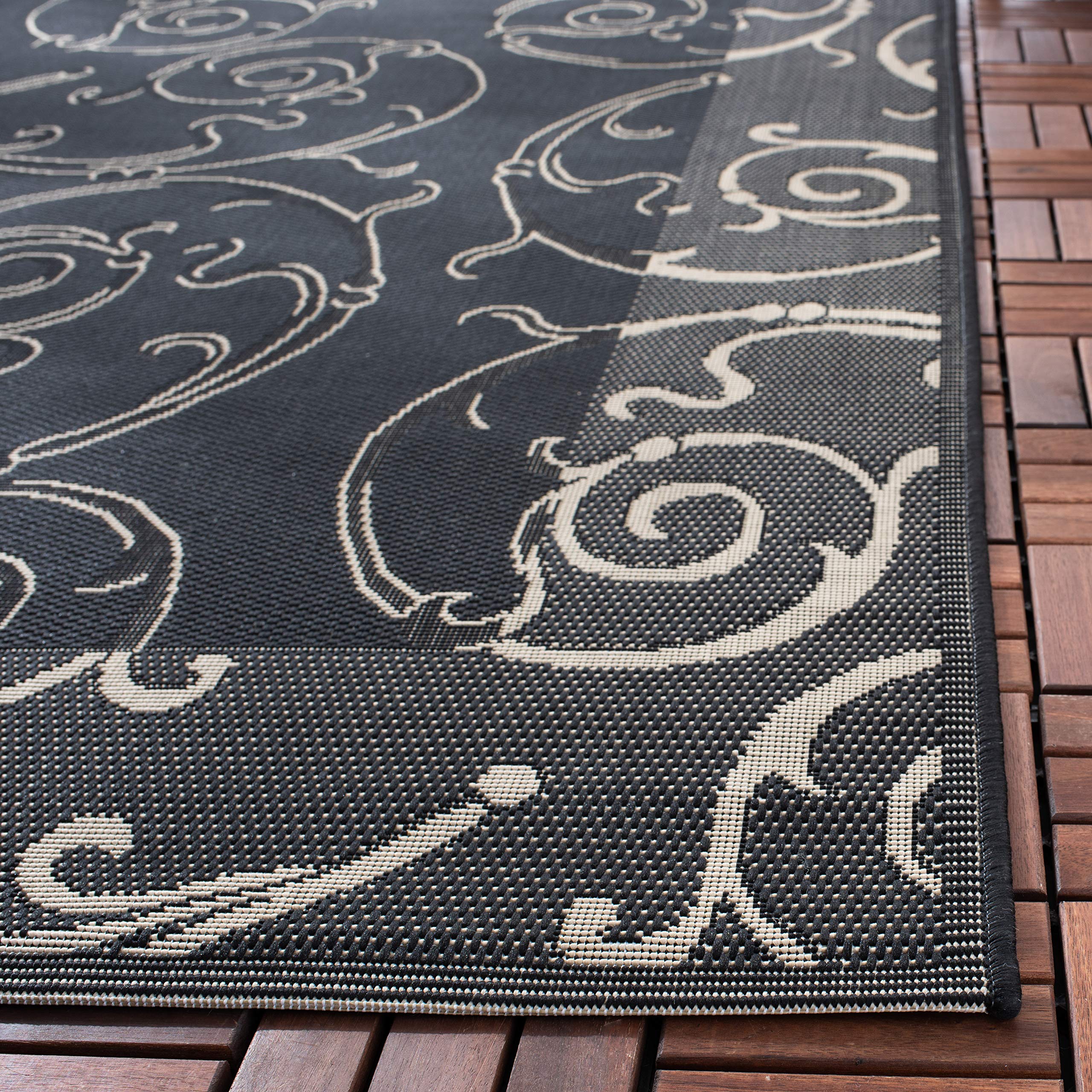 SAFAVIEH Courtyard Collection 7'10