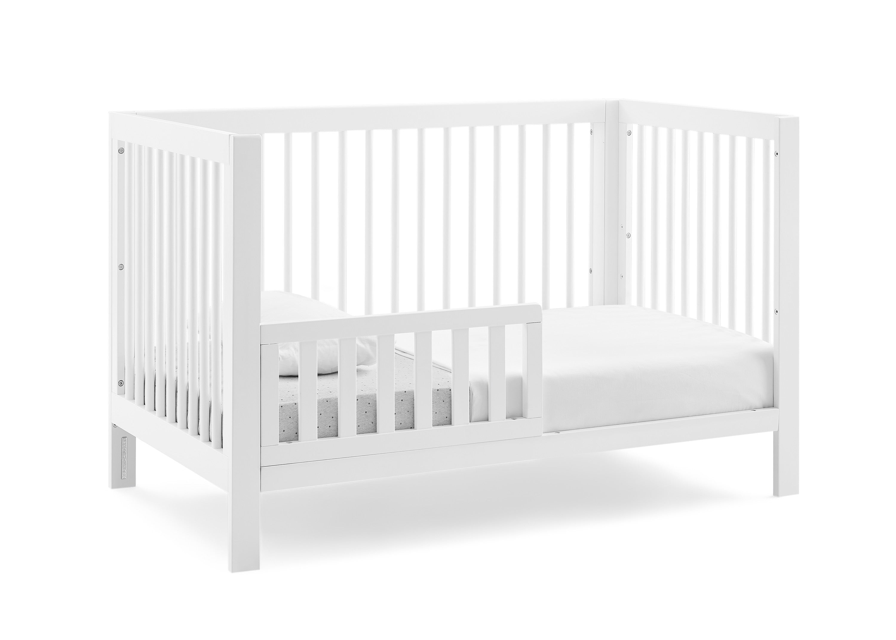 BabyGap Charlie 6-in-1 Convertible Crib - Grow with Your Child from Newborn to Toddler | Safe Nursery Furniture for Modern Baby Rooms