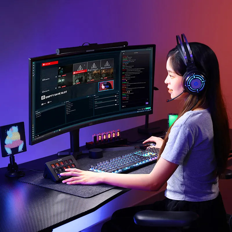 Ulanzi D200 Professional Live Stream Controller - Perfect for YouTube, Twitch & Gaming Broadcasts | USB Mixer with Audio Controls for Podcasting & Content Creation