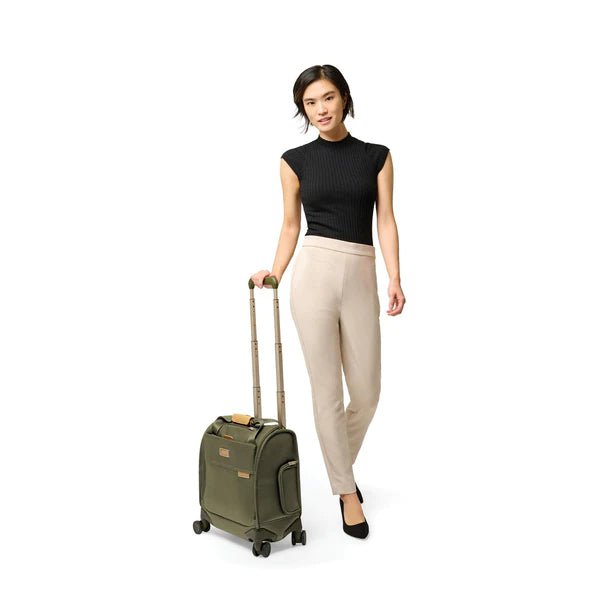 Briggs & Riley Baseline Cabin Spinner Carry-On Luggage - Lightweight Durable Suitcase for Travel, Business & Weekend Trips | TSA-Approved, 360° Spinner Wheels, Expandable Design