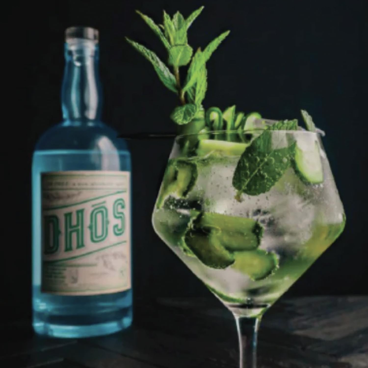 Premium Dhos Handcrafted Non-Alcoholic Gin - Keto-Friendly, Zero Sugar, Zero Calories, Alcohol-Free (750ml) - Perfect for Mocktails & Aperol Spritz Alternatives - Made in USA - Ideal for Healthy Lifestyle, Sober Celebrations & Low-Carb Diets