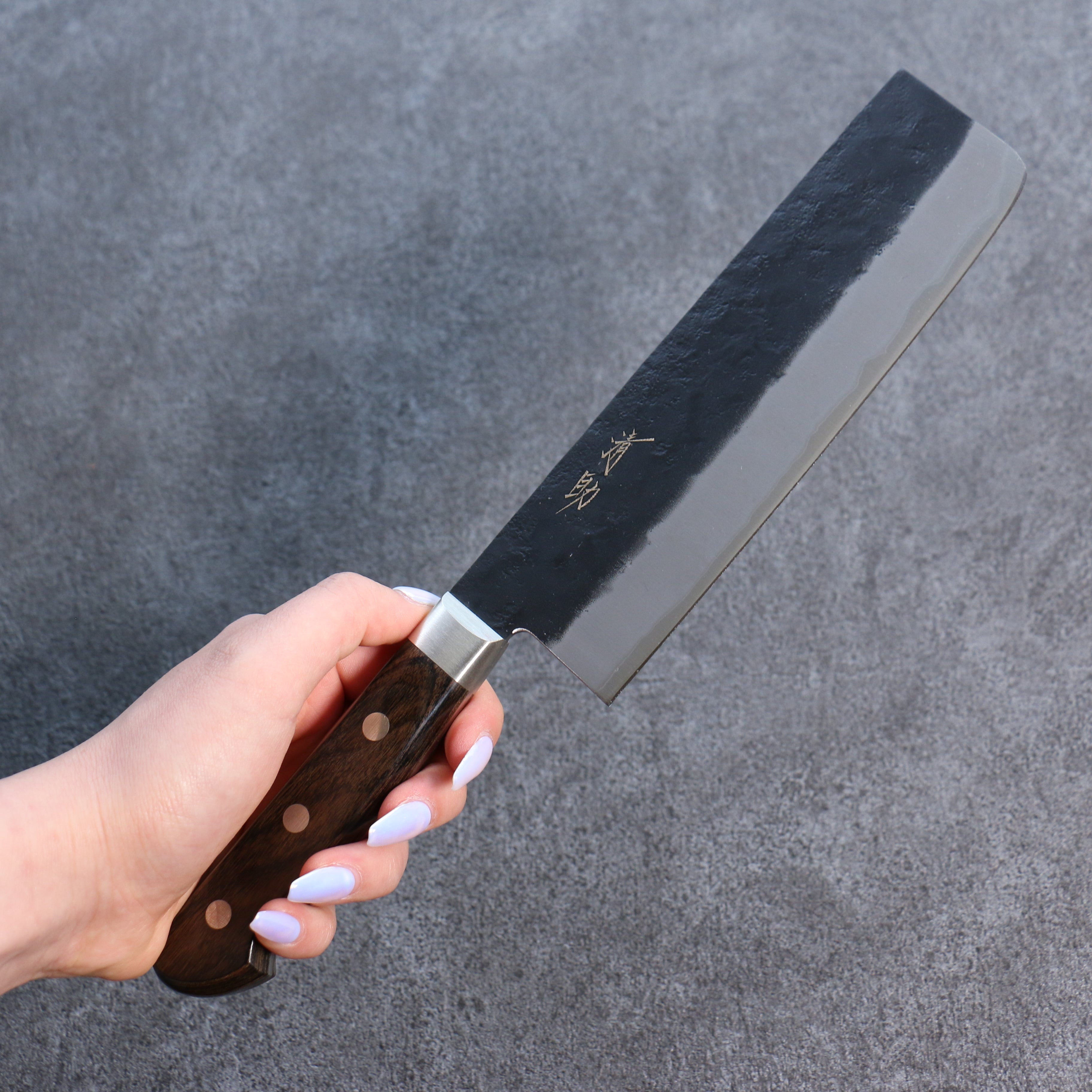 Premium Seisuke Blue Super Black Nakiri Knife 165mm - Japanese Chef Knife with Brown Pakkawood Handle - Ideal for Slicing Vegetables, Herbs & Sushi Preparation