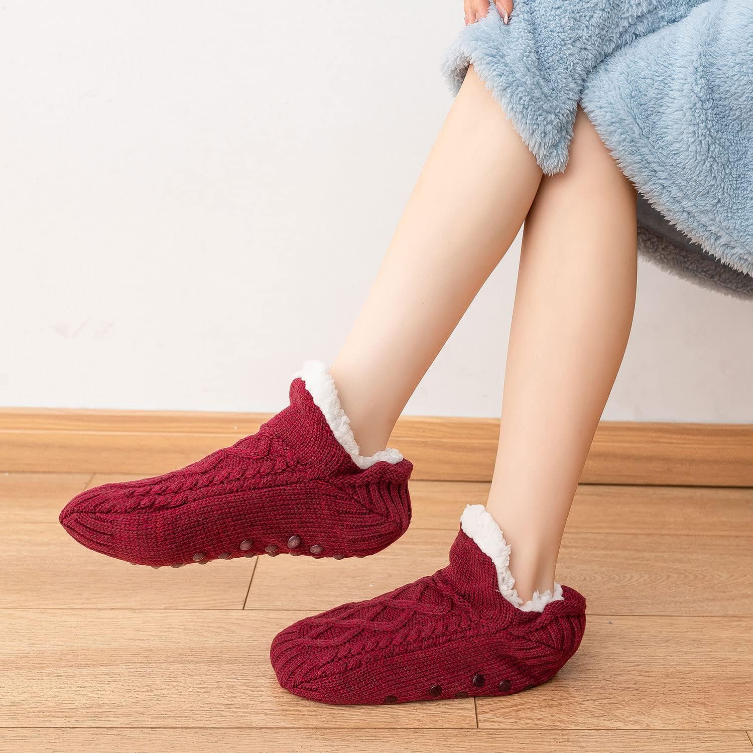 DARENYI Women's Fluffy Non-Slip Slipper Socks - Cozy Warm House Socks for Winter, Home, Lounge & Bedroom Comfort
